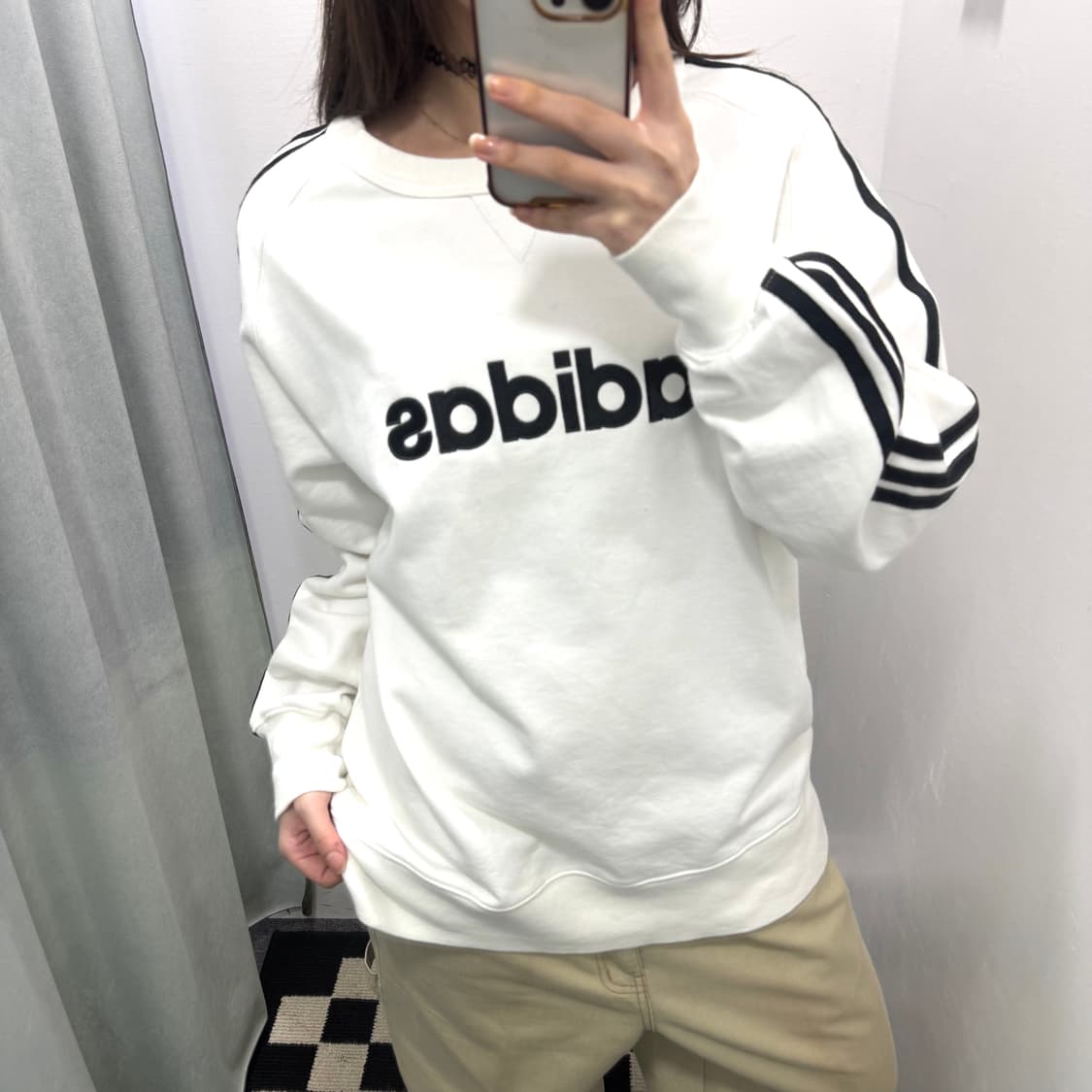 아디다스 화이트 블랙 삼선 스웻셔츠 상품이미지1