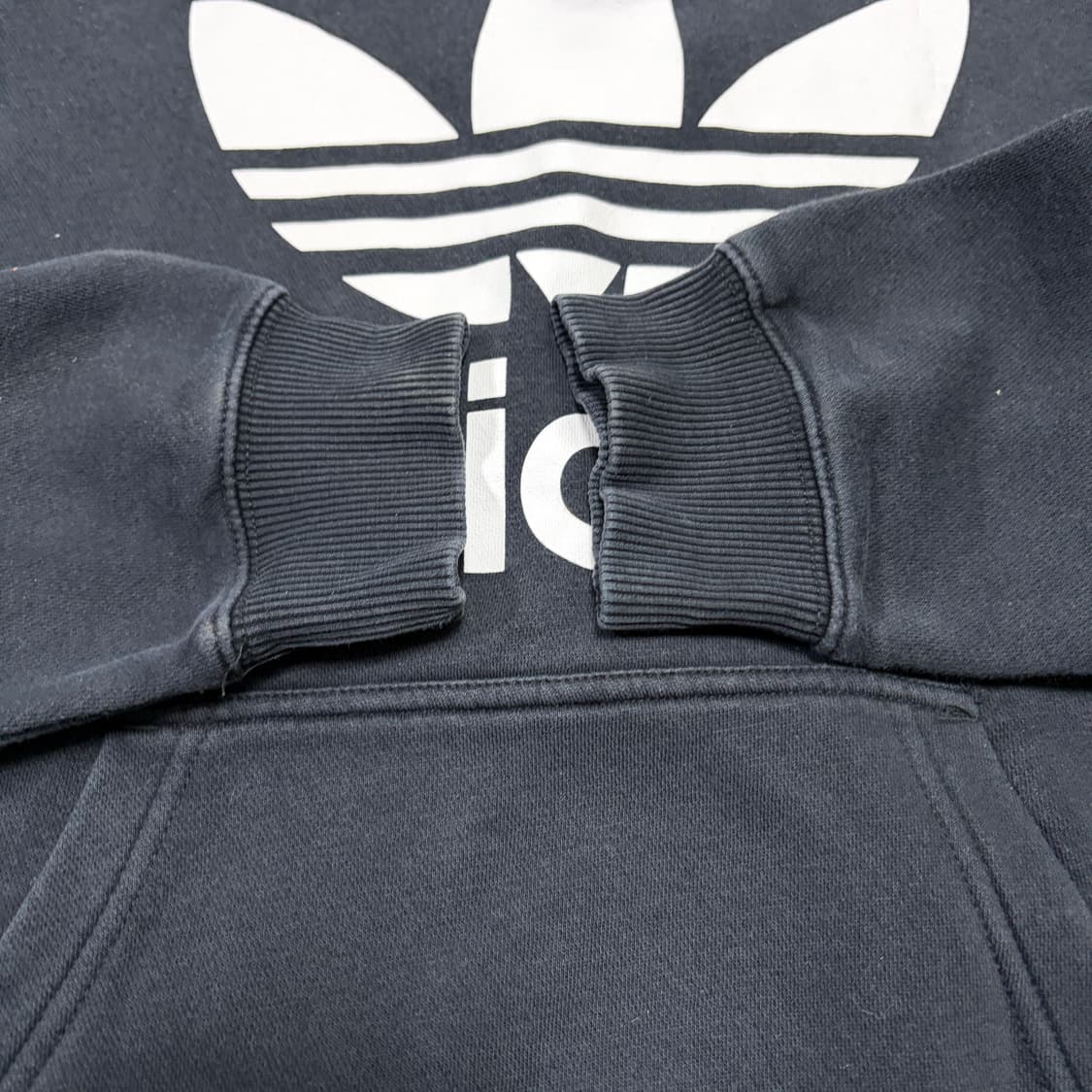 아디다스 빅로고 기모 후드티 상품이미지2