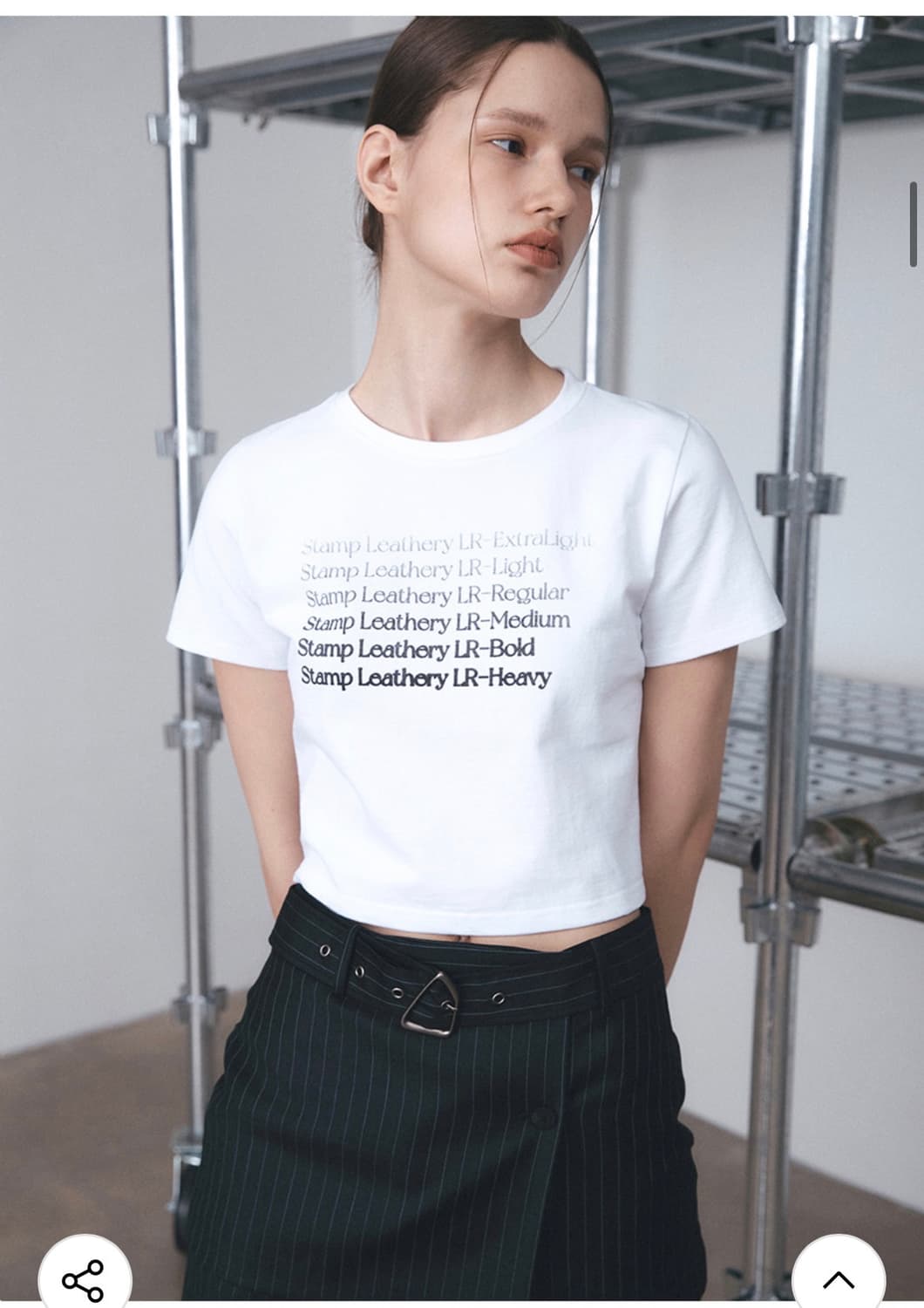 (FREE) 레더리 폰트 스탬프 크롭 반팔 티셔츠 [WHITE] 반팔 상품이미지7
