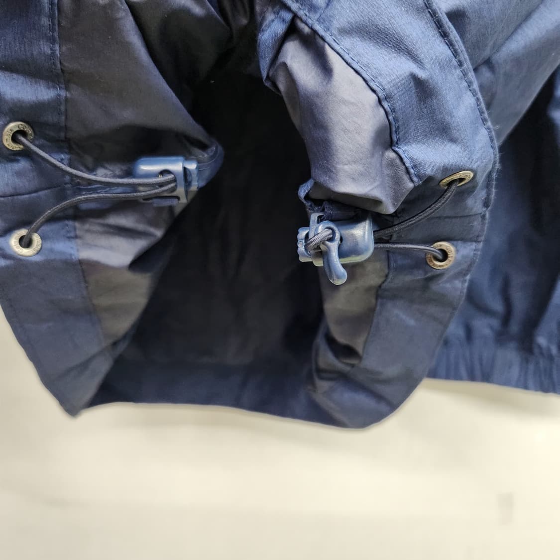 콜롬비아 옴니윈드 로고 스트링 바람막이 L(L) 상품이미지4