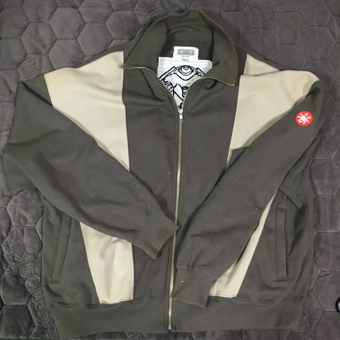 카브엠트 집업 상품이미지1