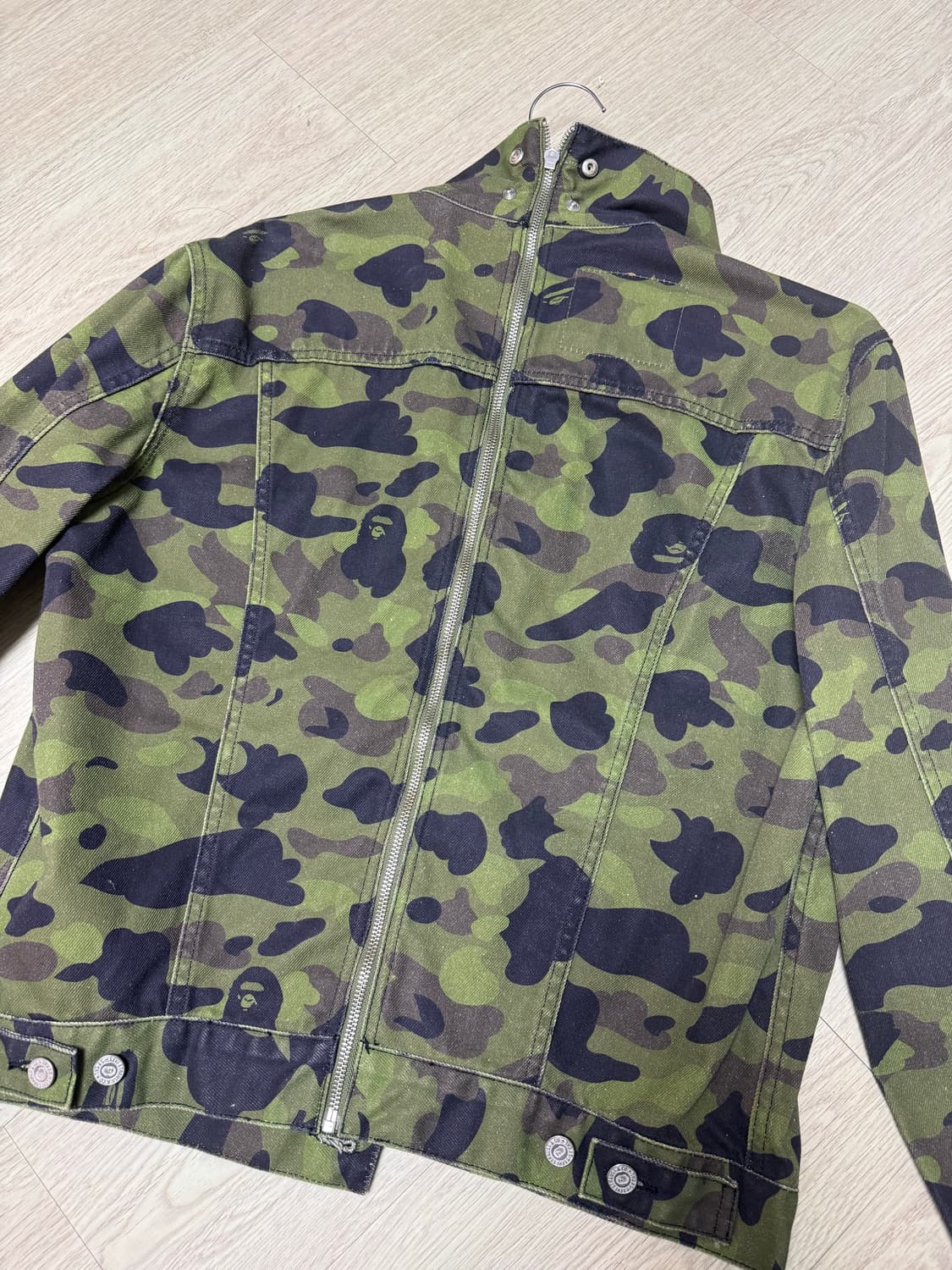 리바이스X베이프 카모 데님 자켓 M사이즈 (희귀매물) 상품이미지2