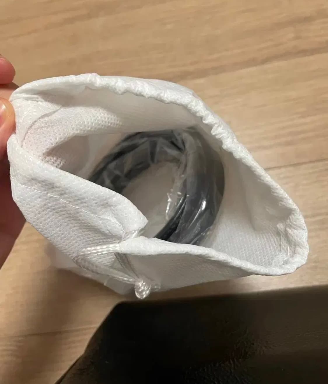 분크 바게트백 스몰 블랙(체인 포함) 상품이미지2