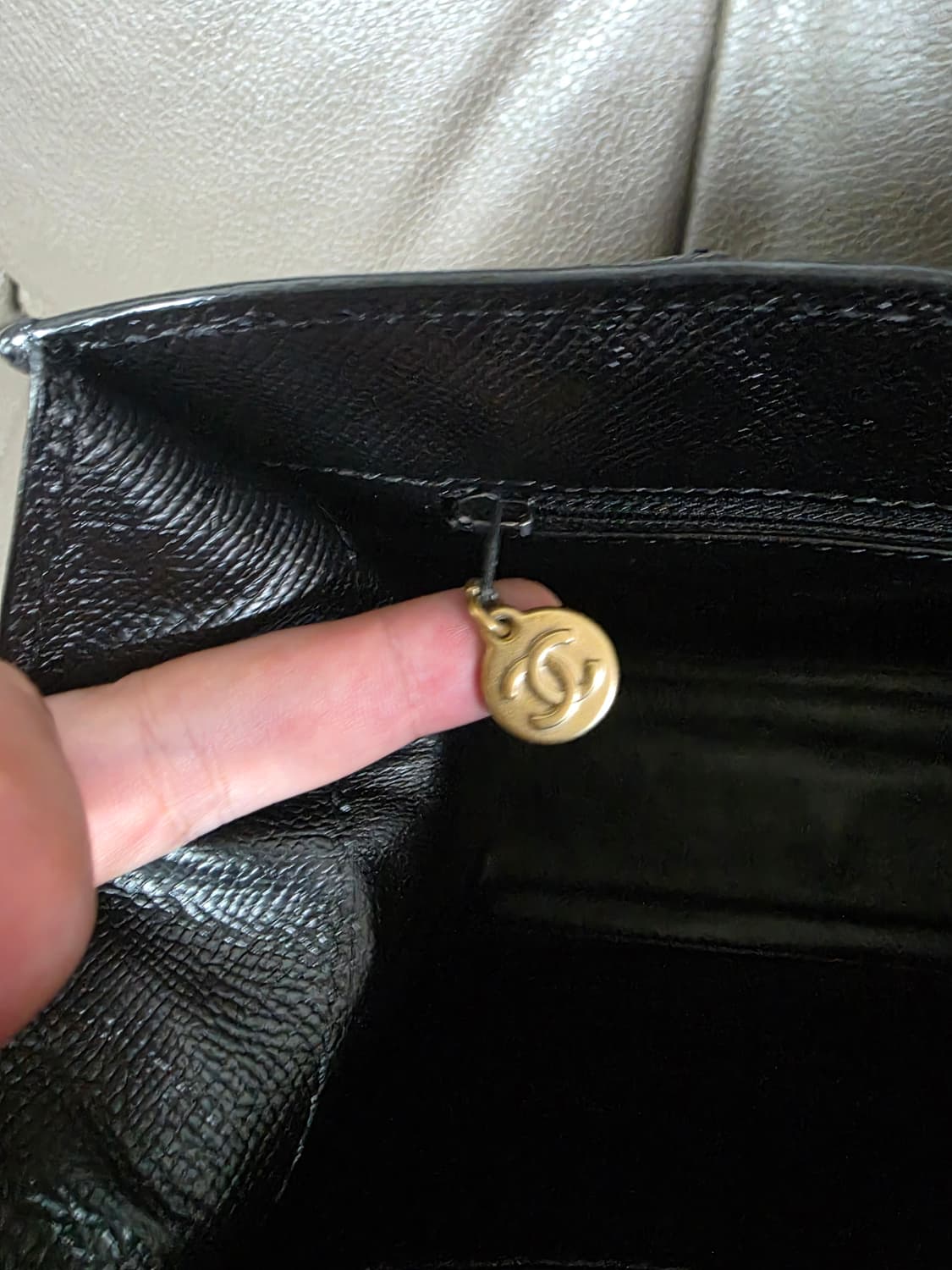 정품 샤넬 미듐 가죽 토트백 상품이미지10