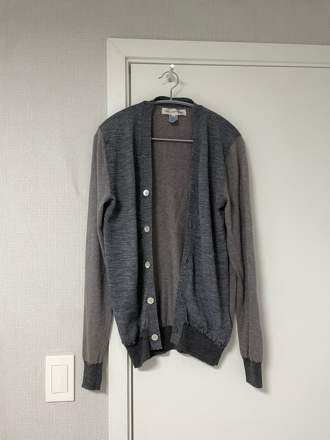 꼼데가르송 shirt 메리노울 그레이 배색 가디건 상품이미지1