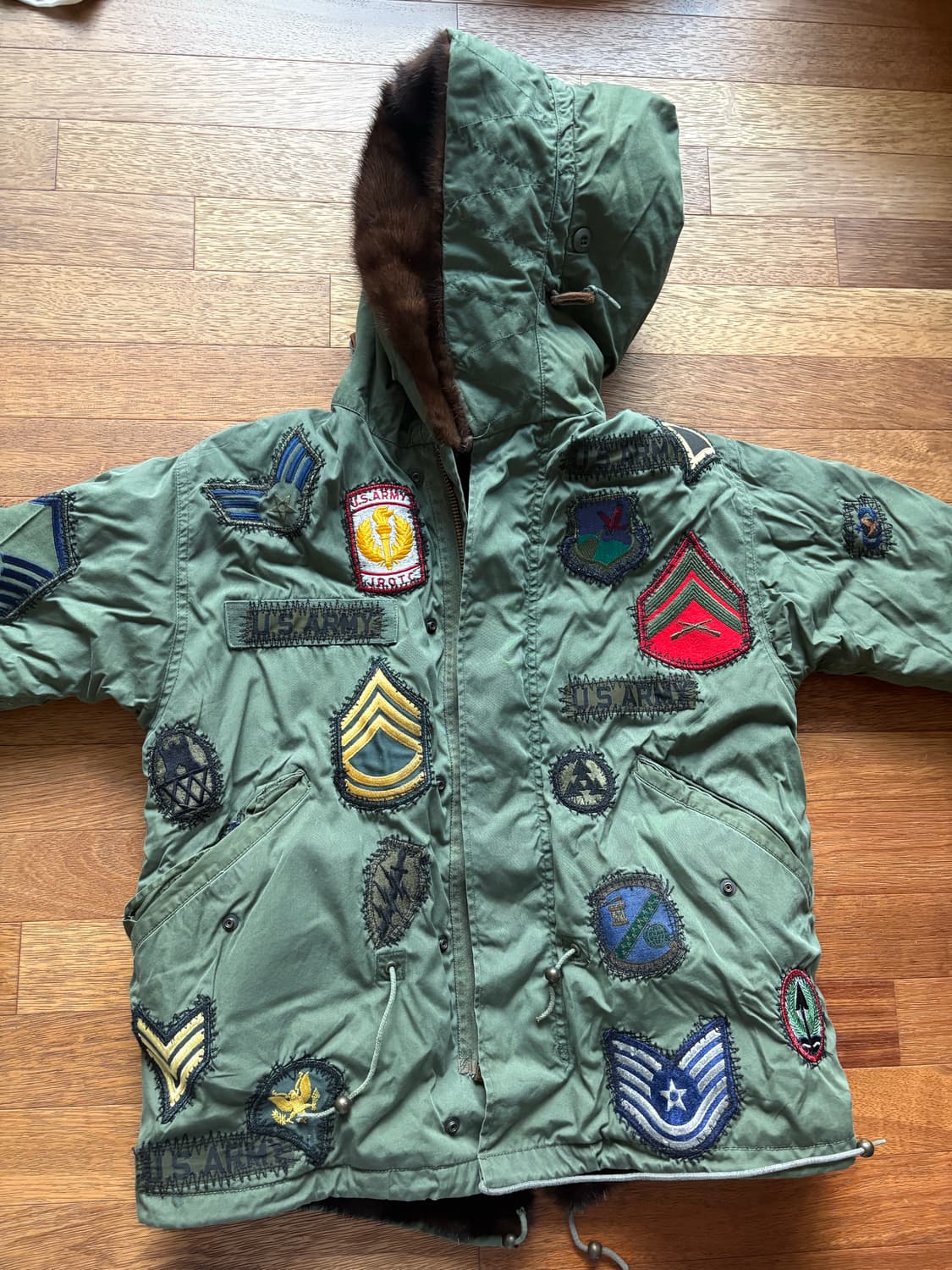 MR & MRS FURS Army Patch Fur Parka XS 상품이미지1