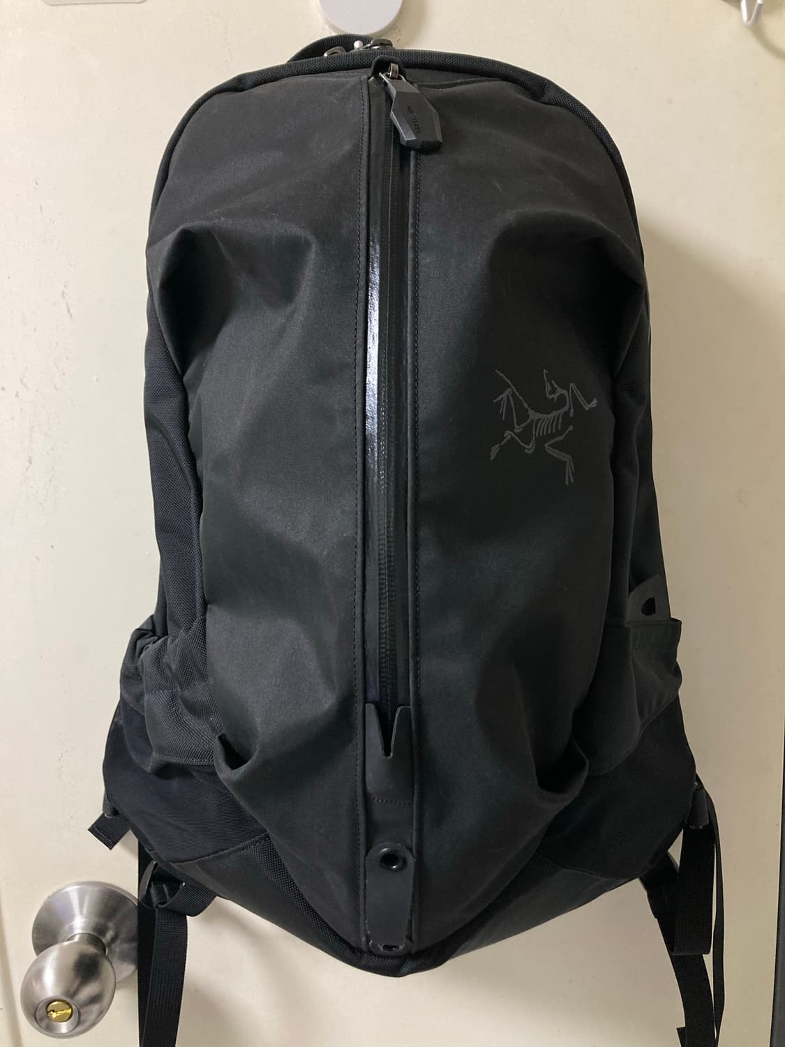 아크테릭스 아로 16 블랙 백팩 상품이미지1