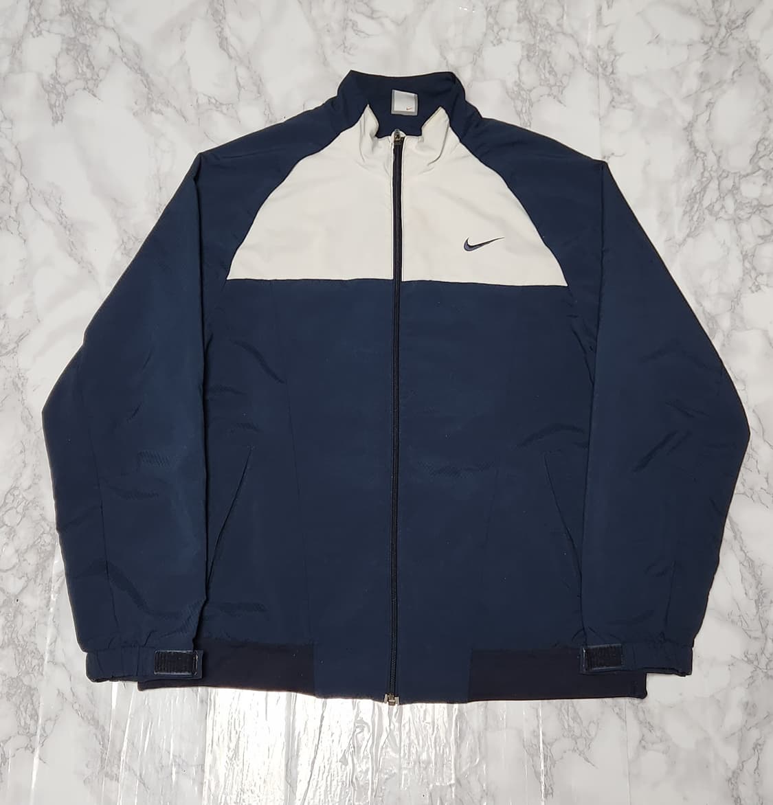 나이키 네이비x화이트 바람막이 자켓 상품이미지2