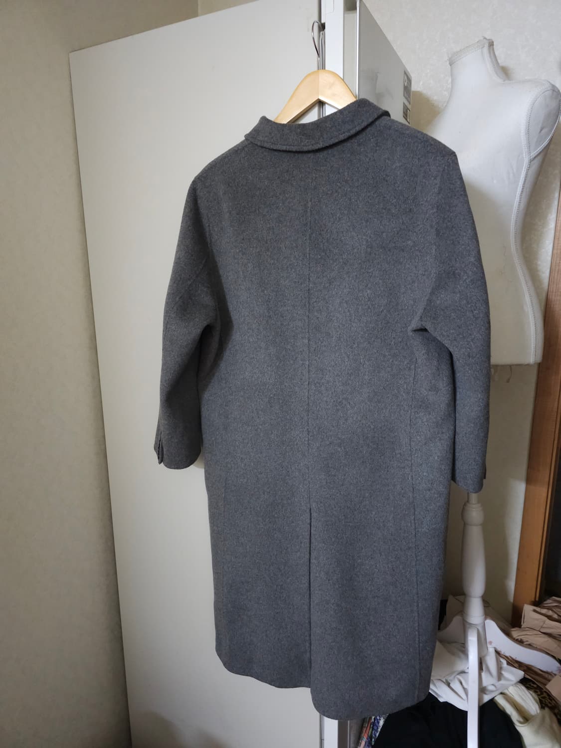 메르시앤에스 핸드메이드 스리버튼 맥시 코트 상품이미지5