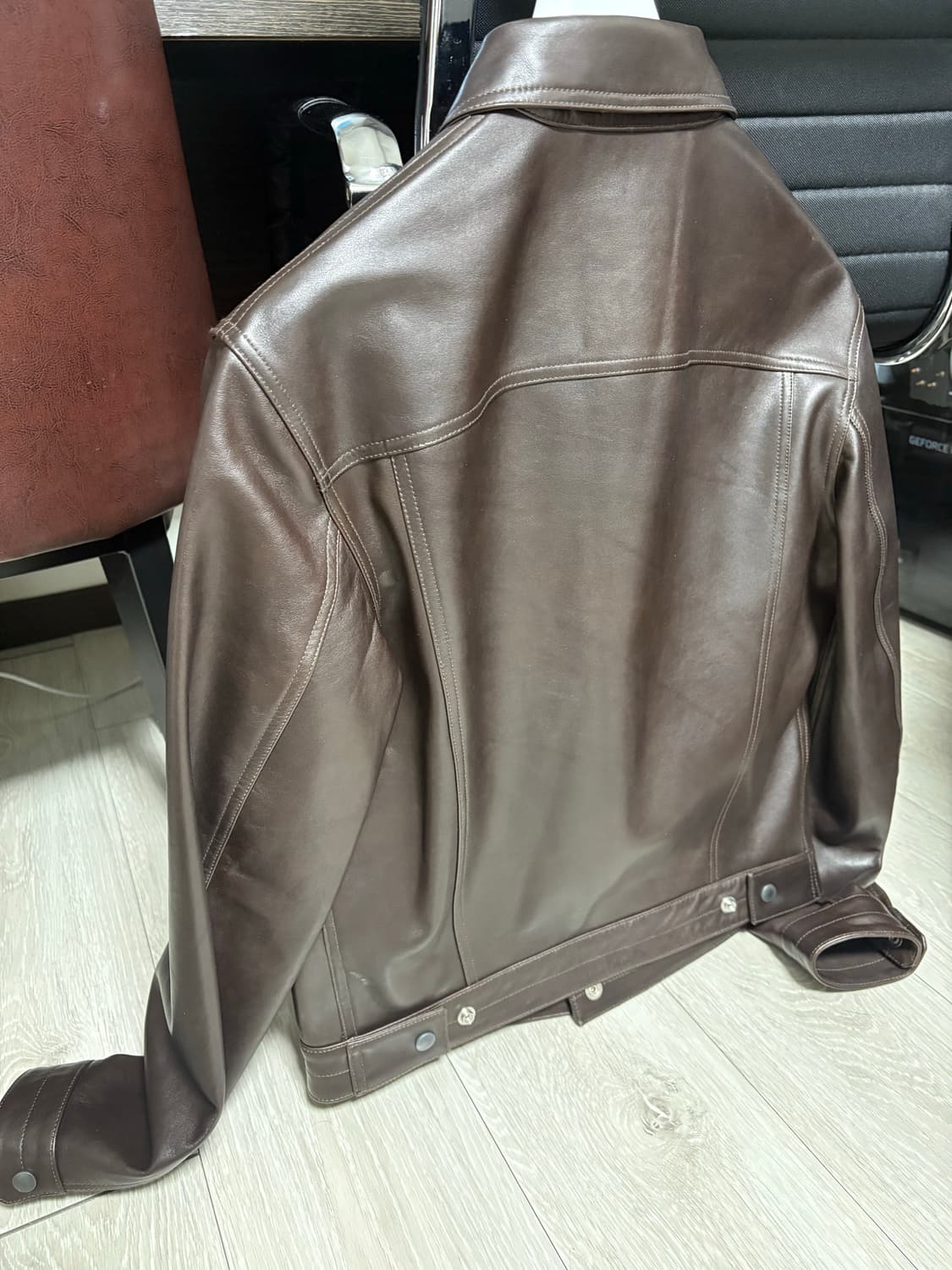 르메르 레더 트러커 s 새상품 상품이미지3