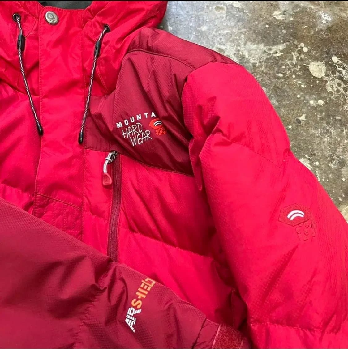 S) 마운틴하드웨어 구스다운 패딩 점퍼 거위털 패딩 상품이미지2