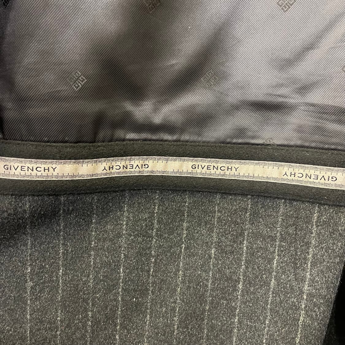 90's GIVENCHY 상품이미지9