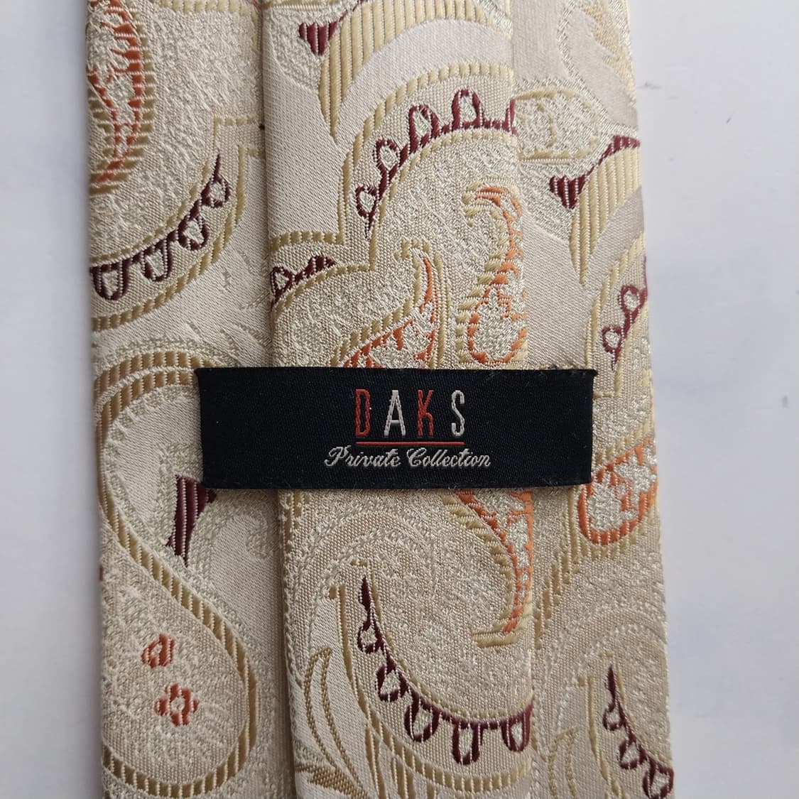 닥스 베이지 페이즐리 자카드 넥타이 9.3cm A+~A등급 K2494
 상품이미지7