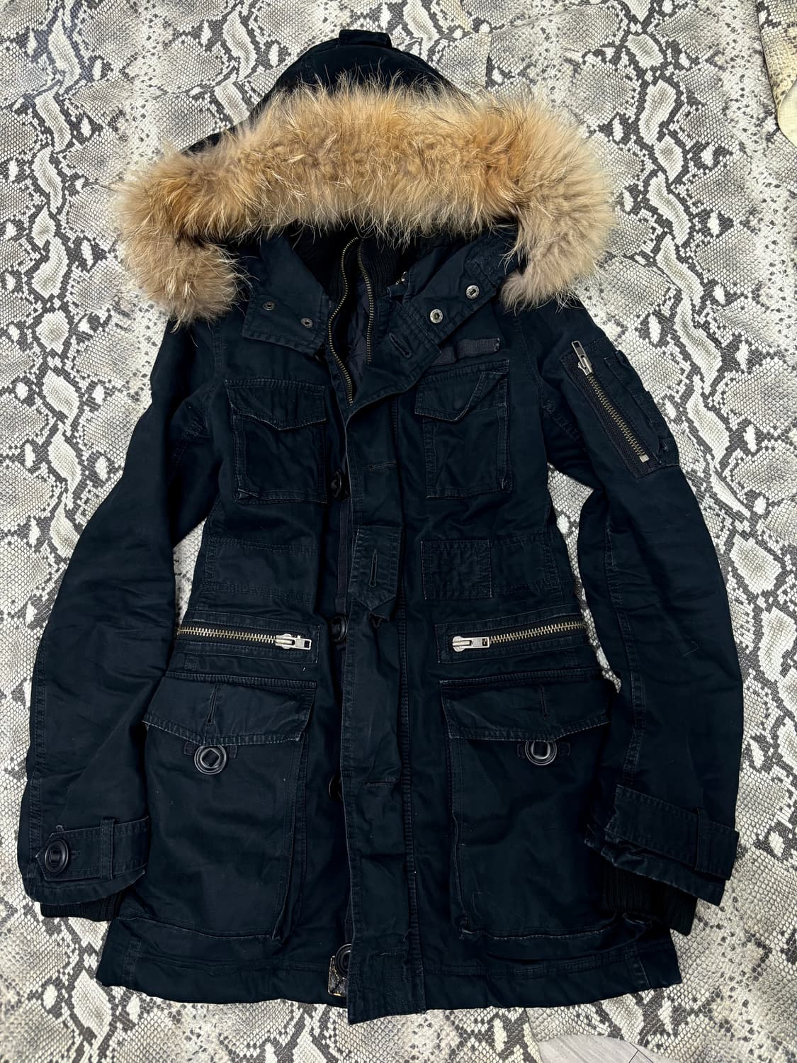 [MOUSSY] Gimmick Design Fur Hoodie Jacke 상품이미지6