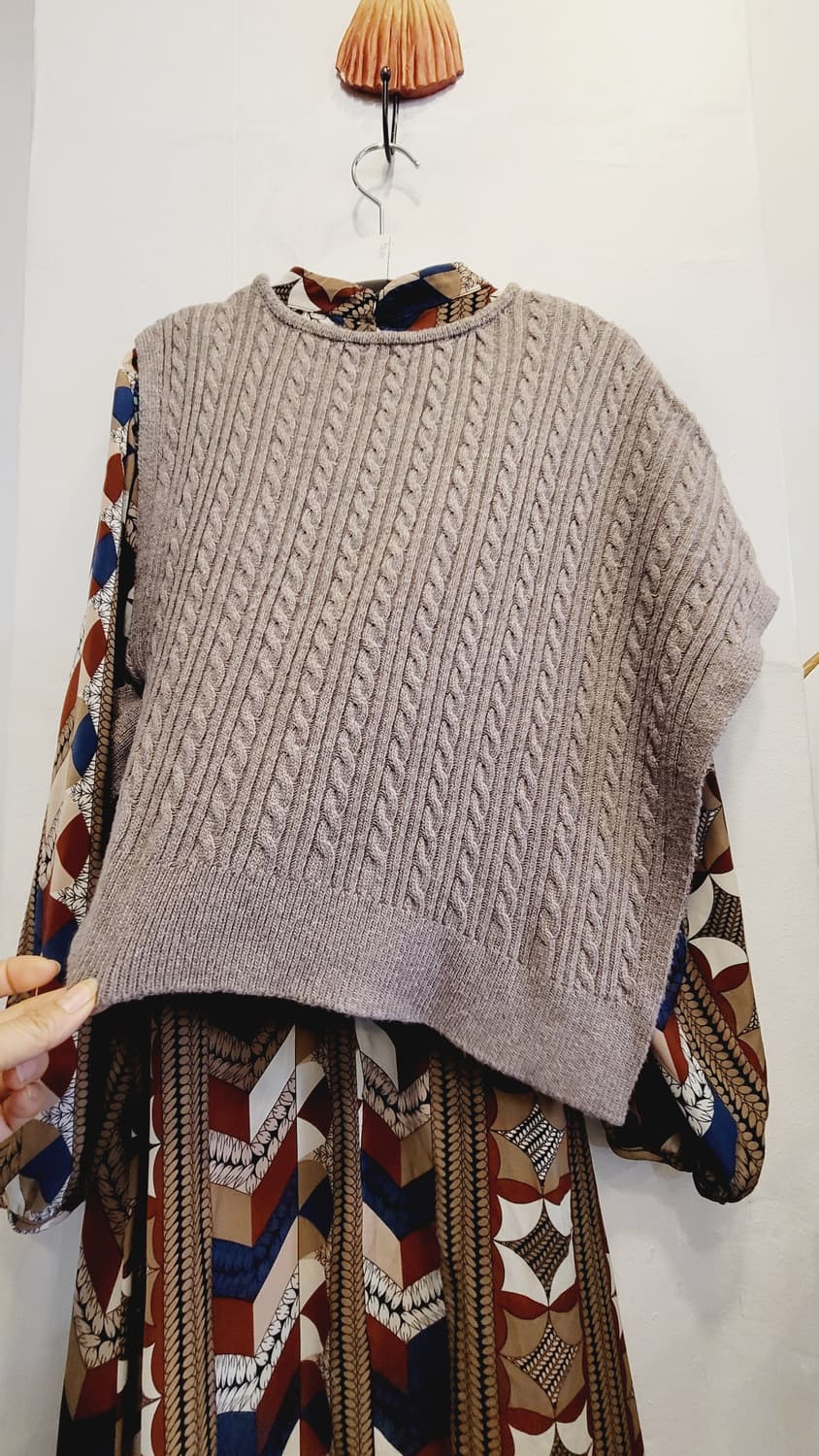 마크제이콥스 언발 니트베스트. 에스닉 프릴 원피스 상품이미지3