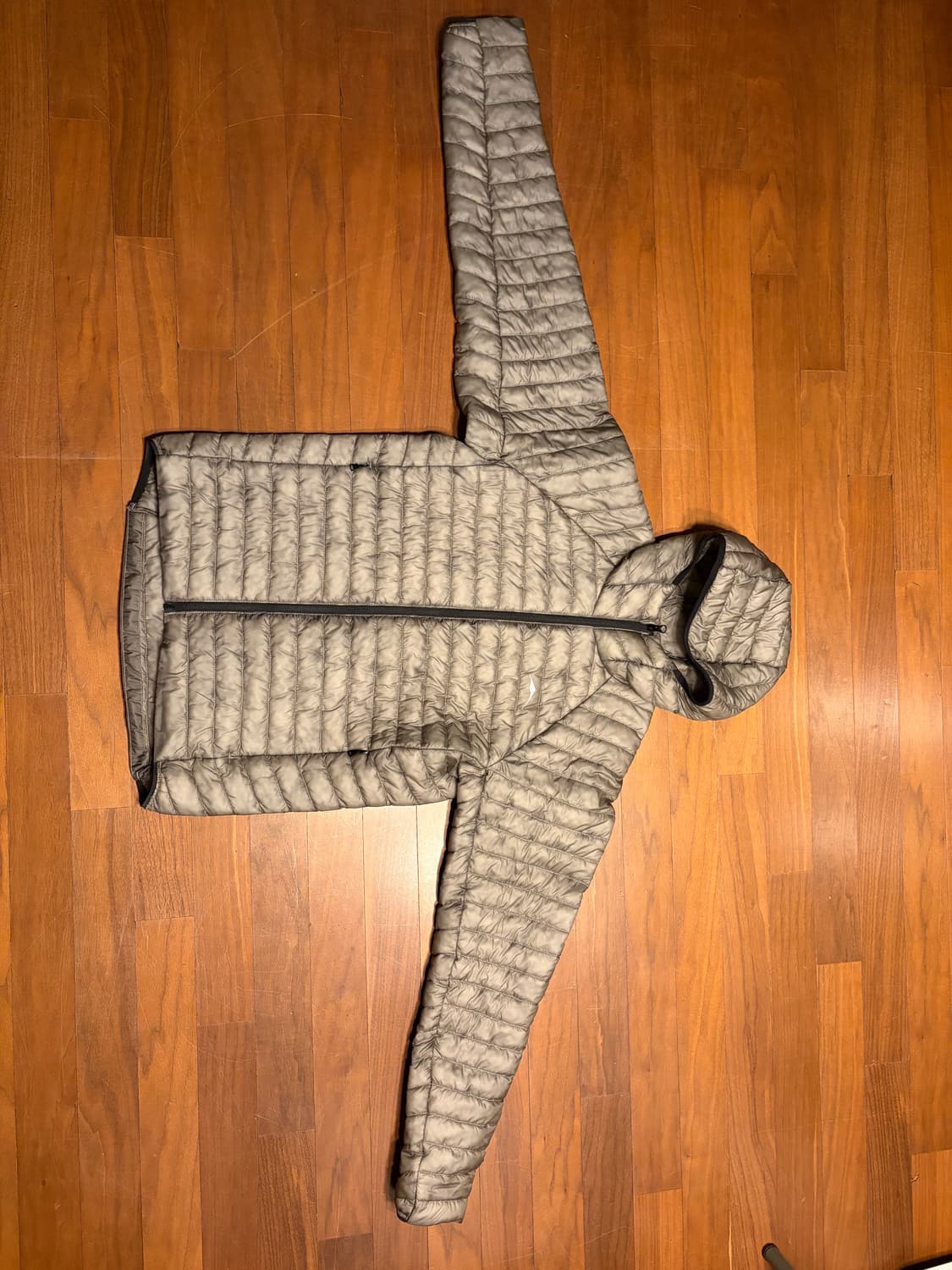 고요웨어 UL 그레핀 인슐레이션 자켓 M (그레이) 상품이미지1