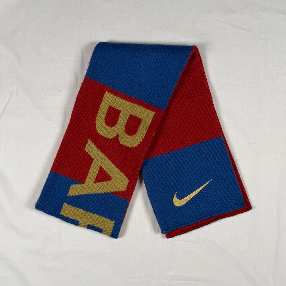 나이키 바르셀로나 축구 머플러 상품이미지1