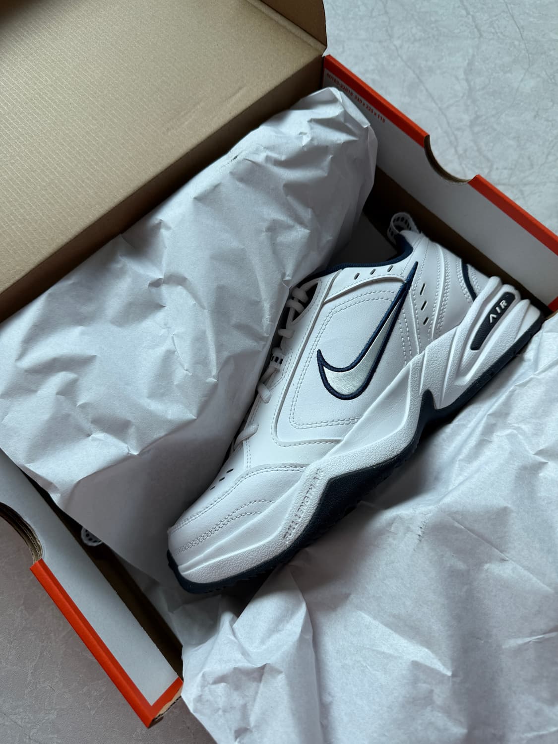 나이키 에어 모나크 새제품 상품이미지2