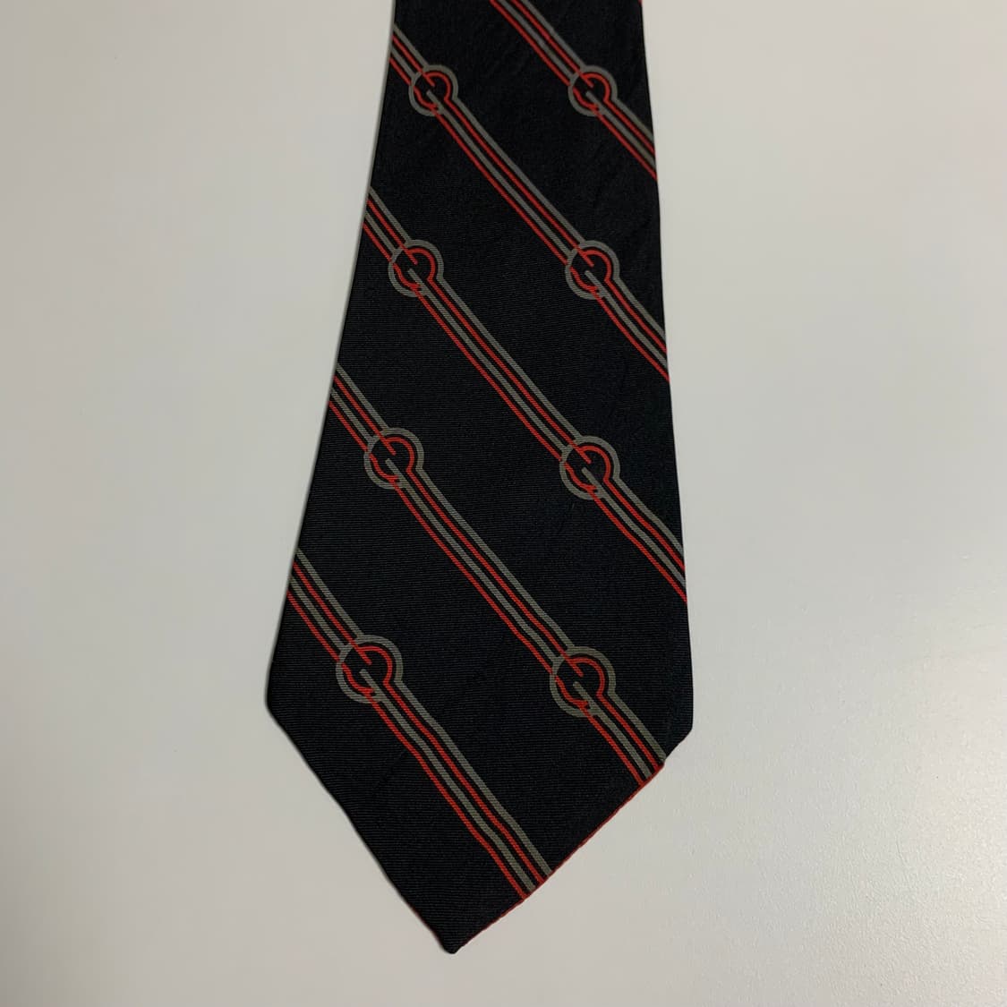 구찌(GUCCI) GG모노그램 블랙 스트라이프 빈티지넥타이 명품 A등급 상품이미지9