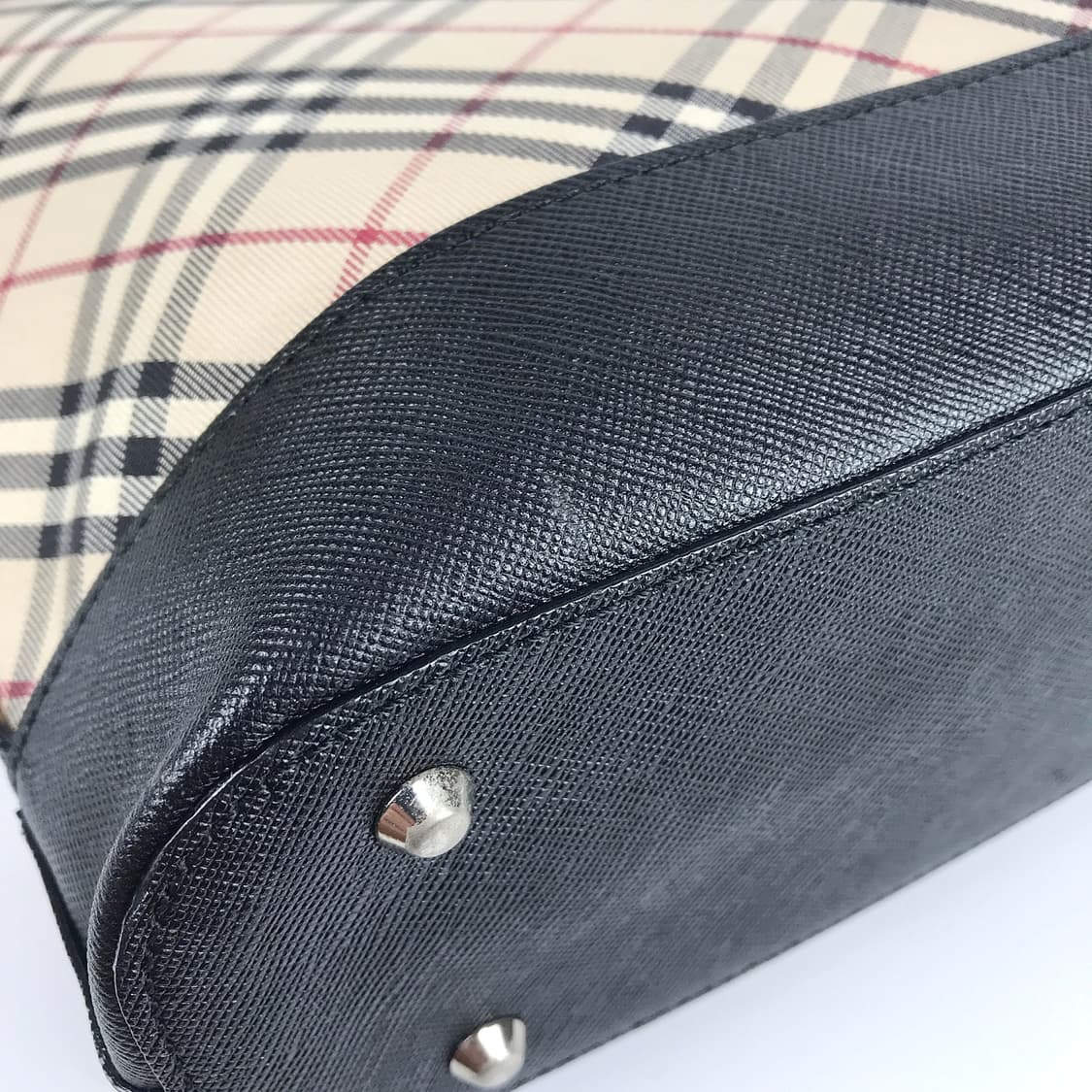 버버리 Burberry 체크 숄더백 여성 가방 상품이미지8