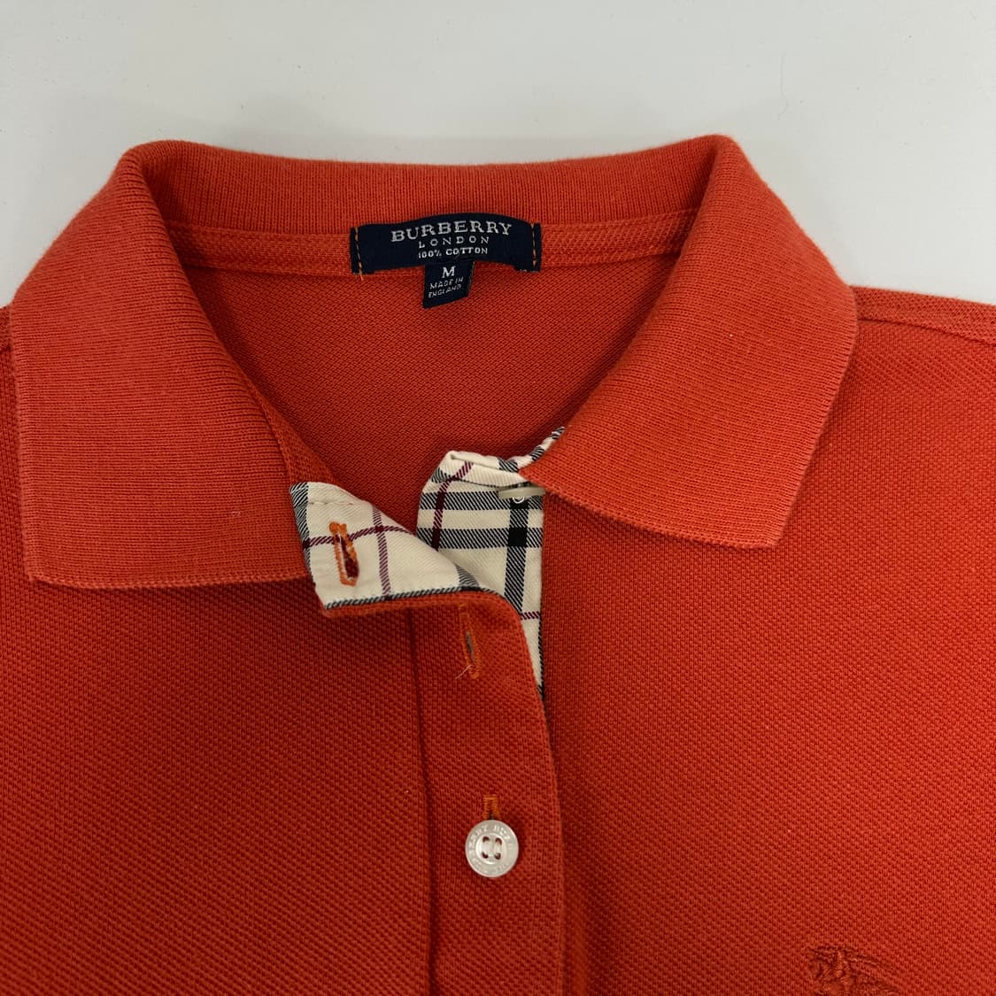 버버리 영국판 로고 체크 카라티 상품이미지3