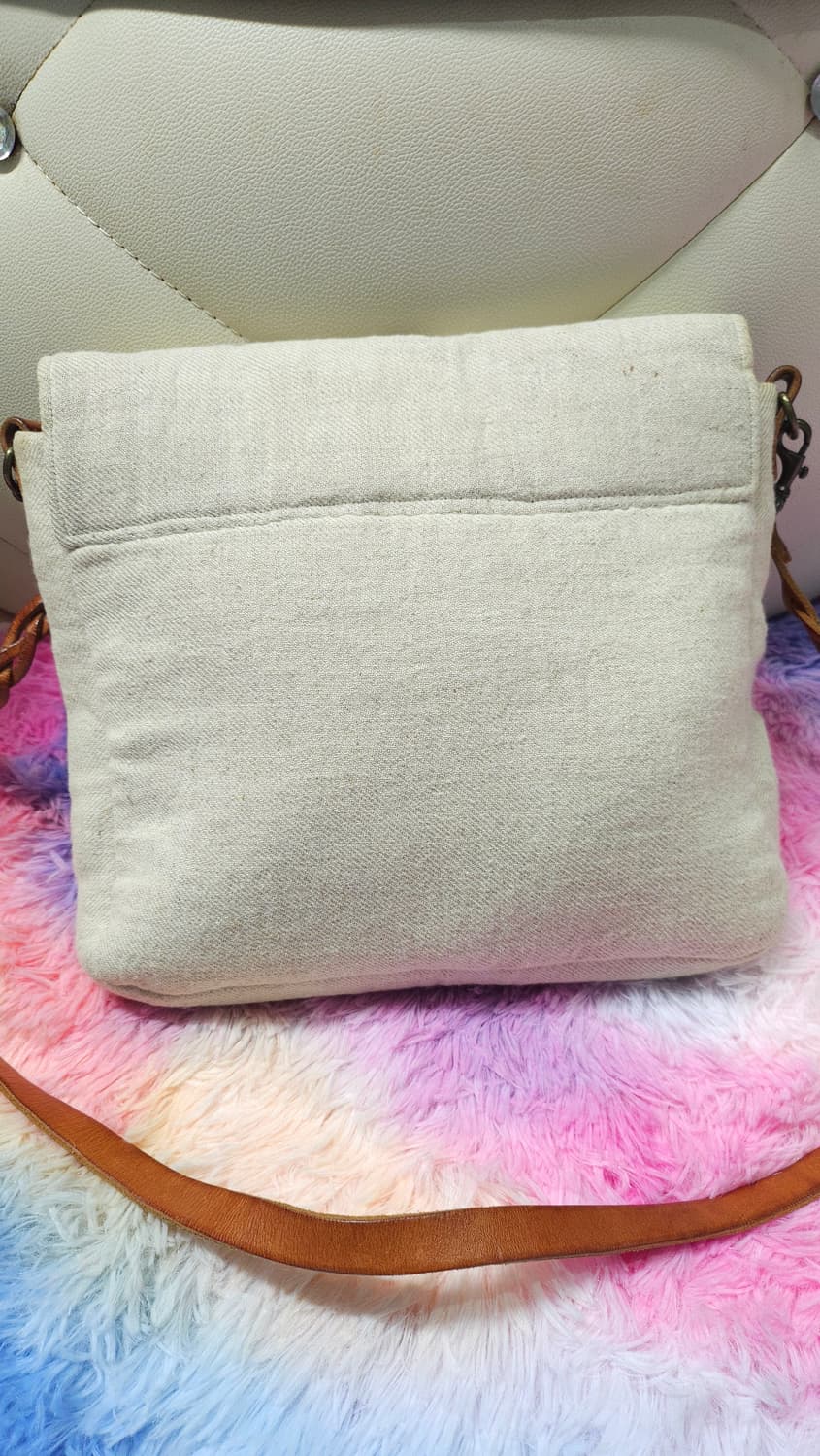 린넨 프랑스자수 핸드메이드 원통 손가방 크로스백  상품이미지10