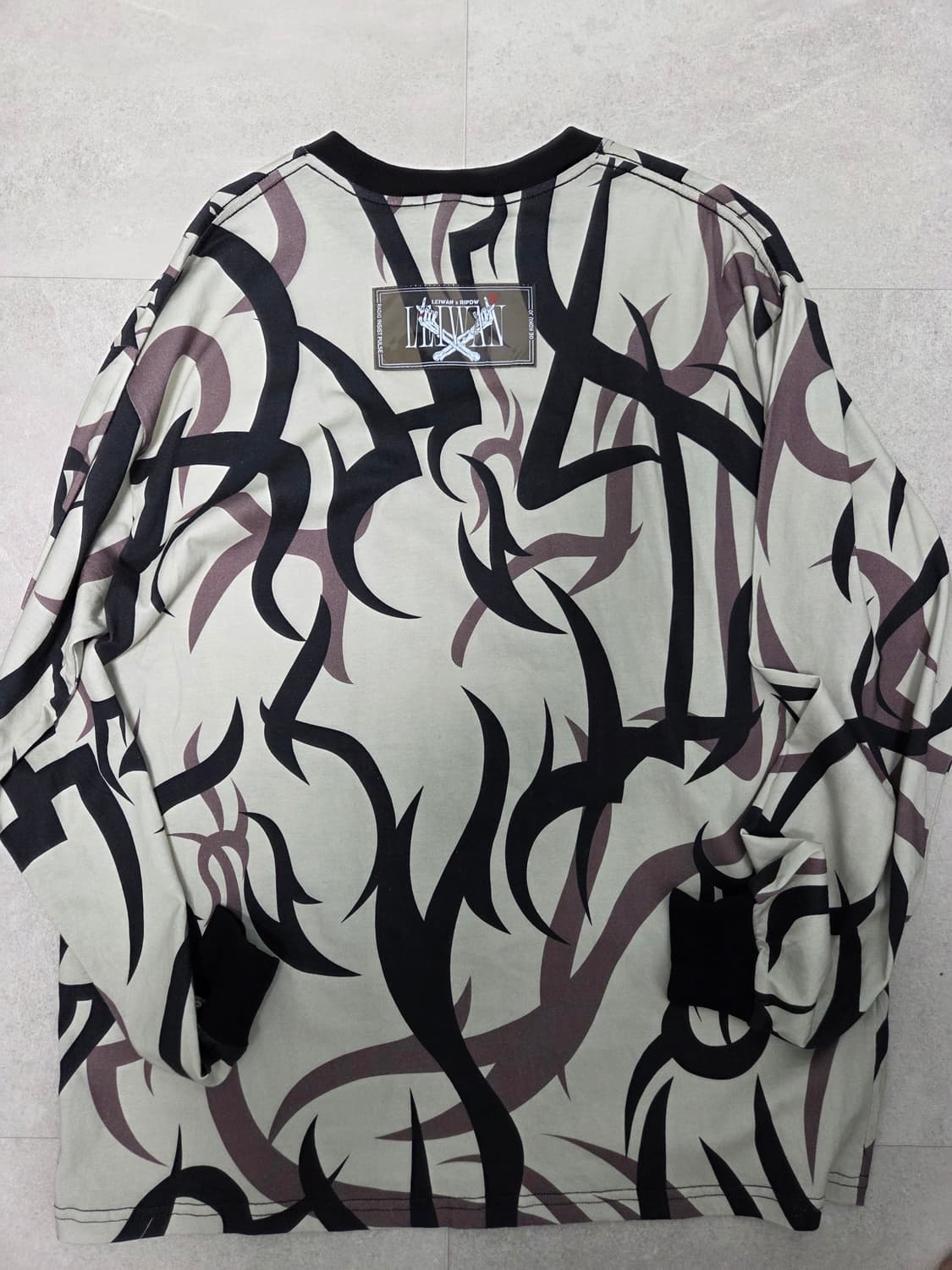 RIPDW x LEIWAN 한정 콜라보 / 트라이벌 롱티 상품이미지4