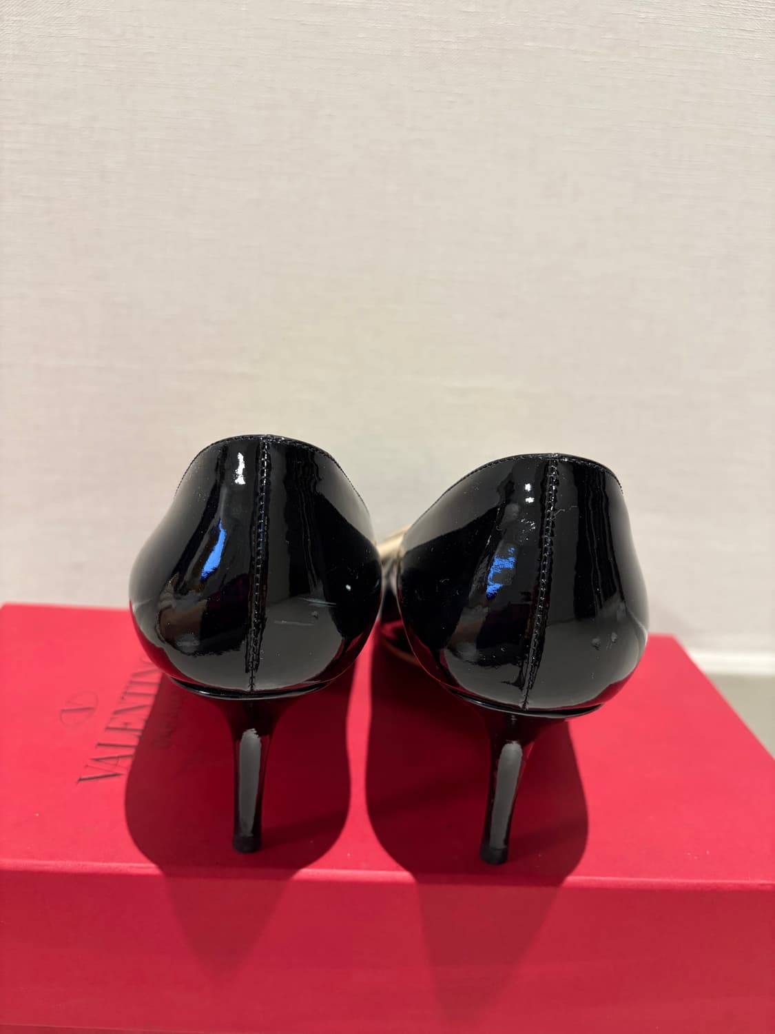 발렌티노 리본 에나멜 펌프스 36.5 상품이미지3