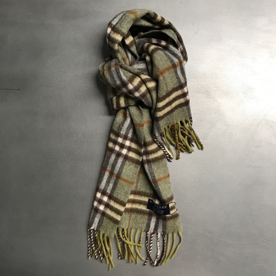버버리 정품 캐시미어 머플러 그린 상품이미지1