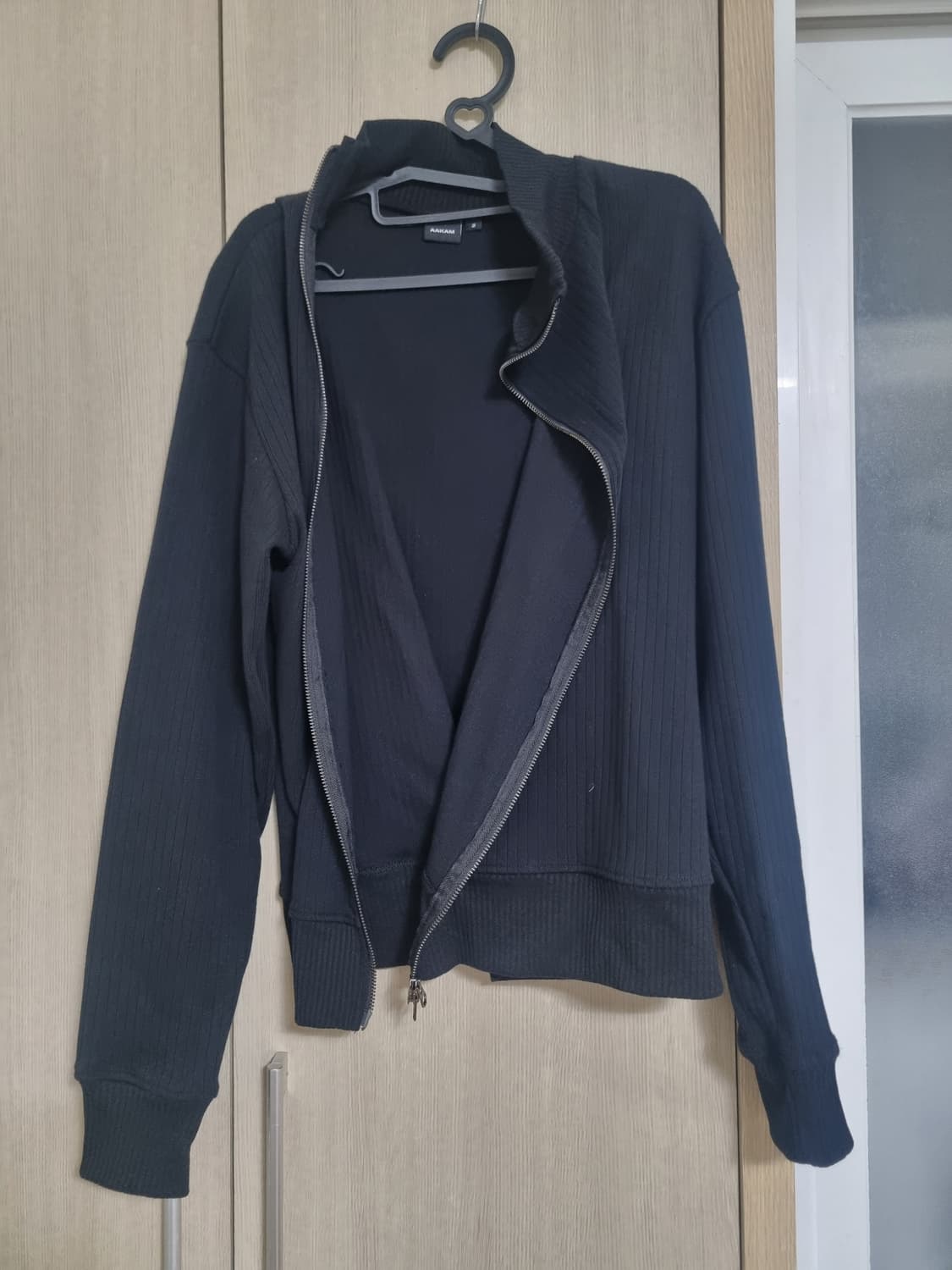 아캄 사이드 넥 집업 [2] 상품이미지2