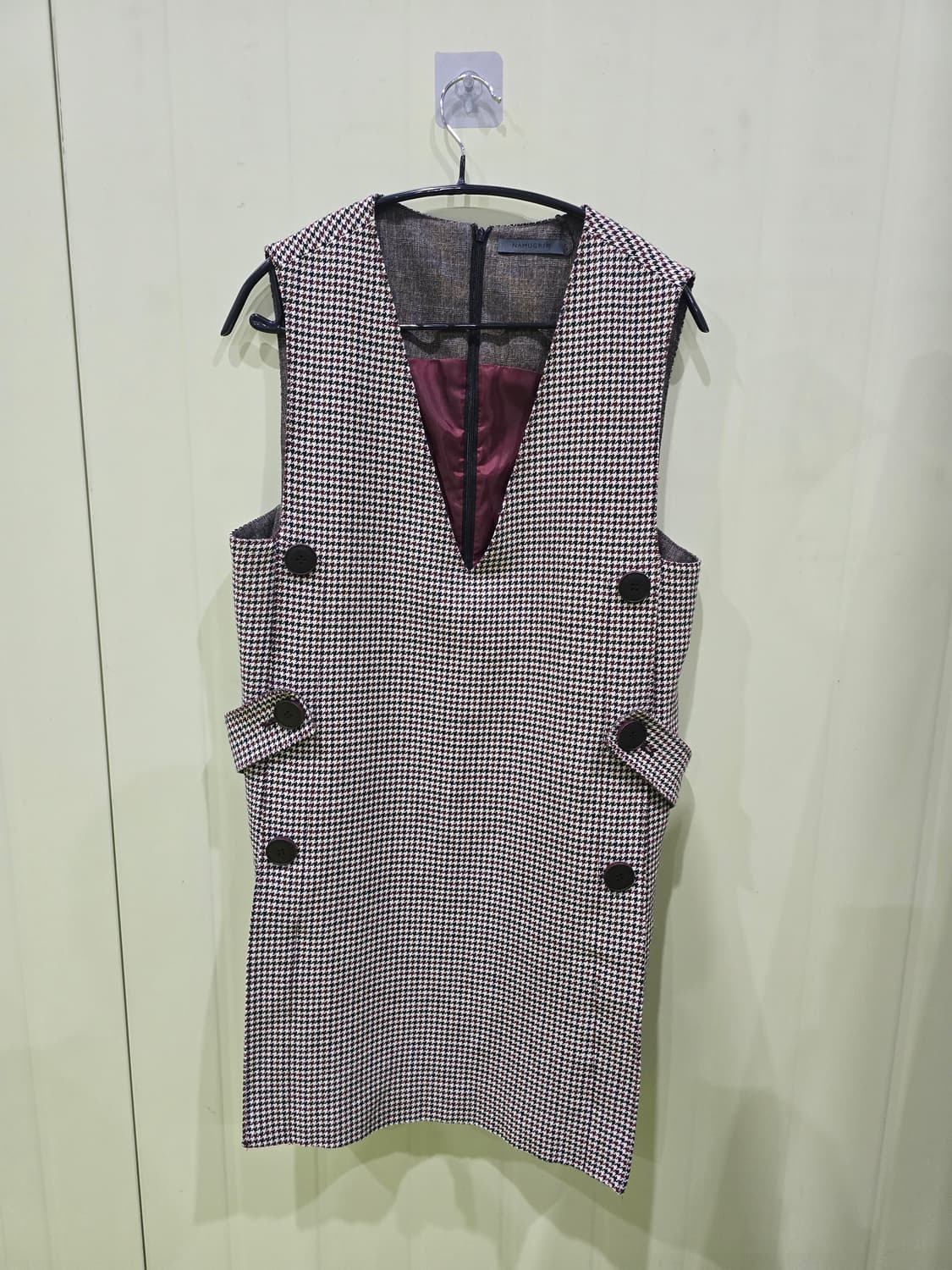 나무그림 하운드투스 체크 민소매 원피스 상품이미지1