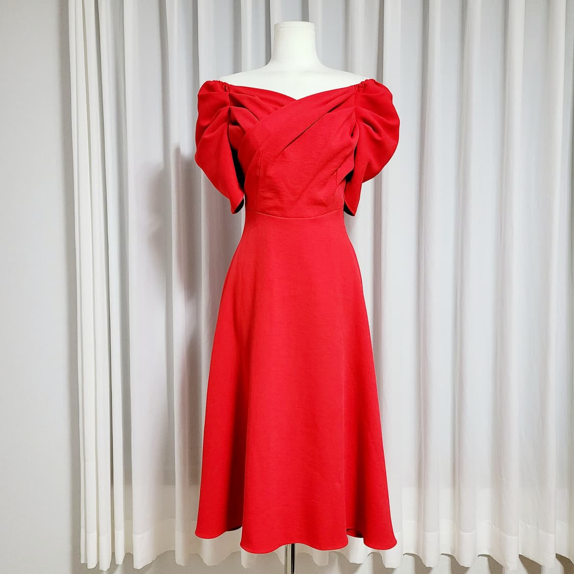 딘트 원피스 (55) 오프숄더 가능/1회착/상태최상 상품이미지2