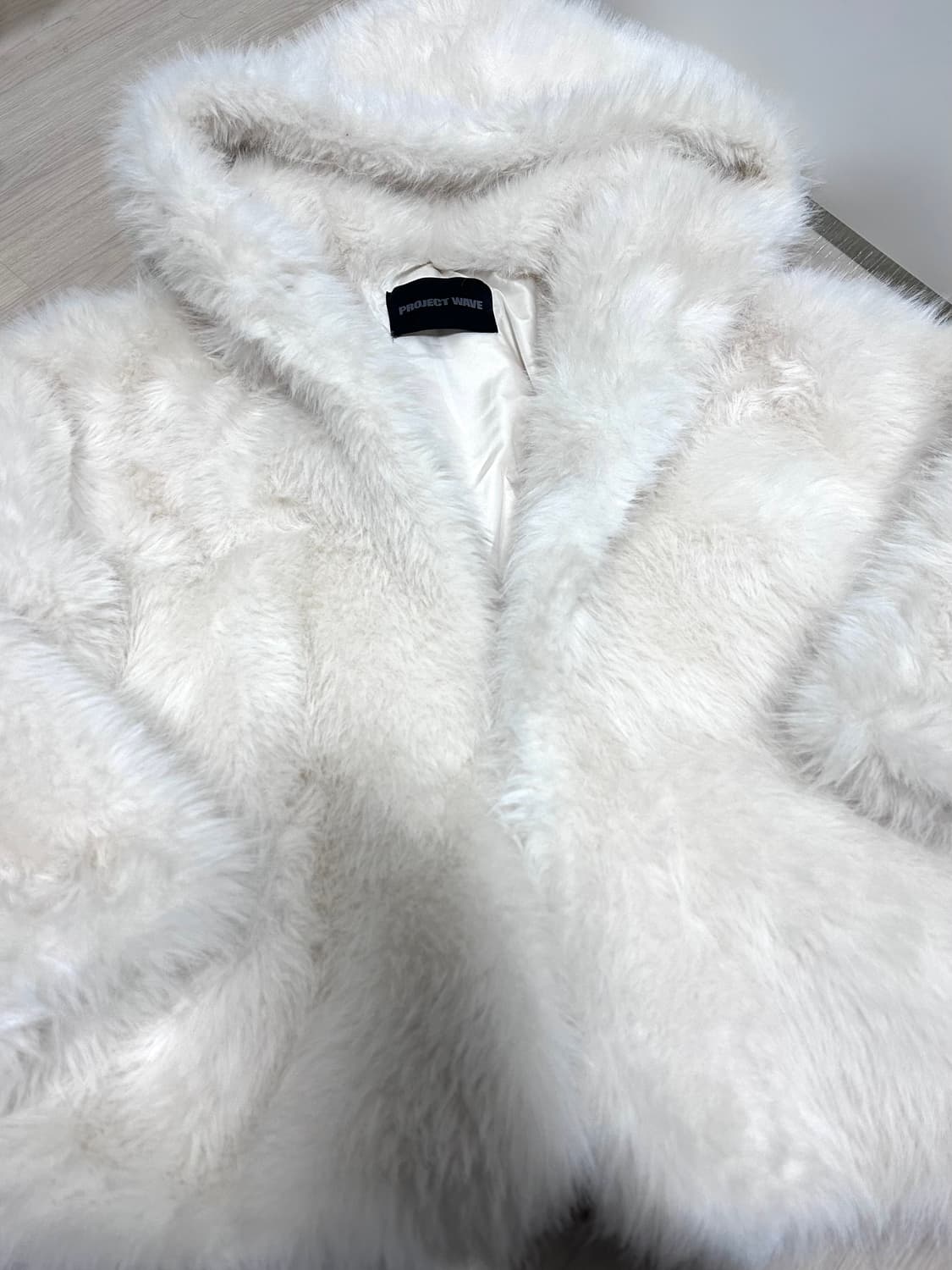 화이트 퍼 후드 자켓 정리 판매합니다!! 상품이미지1