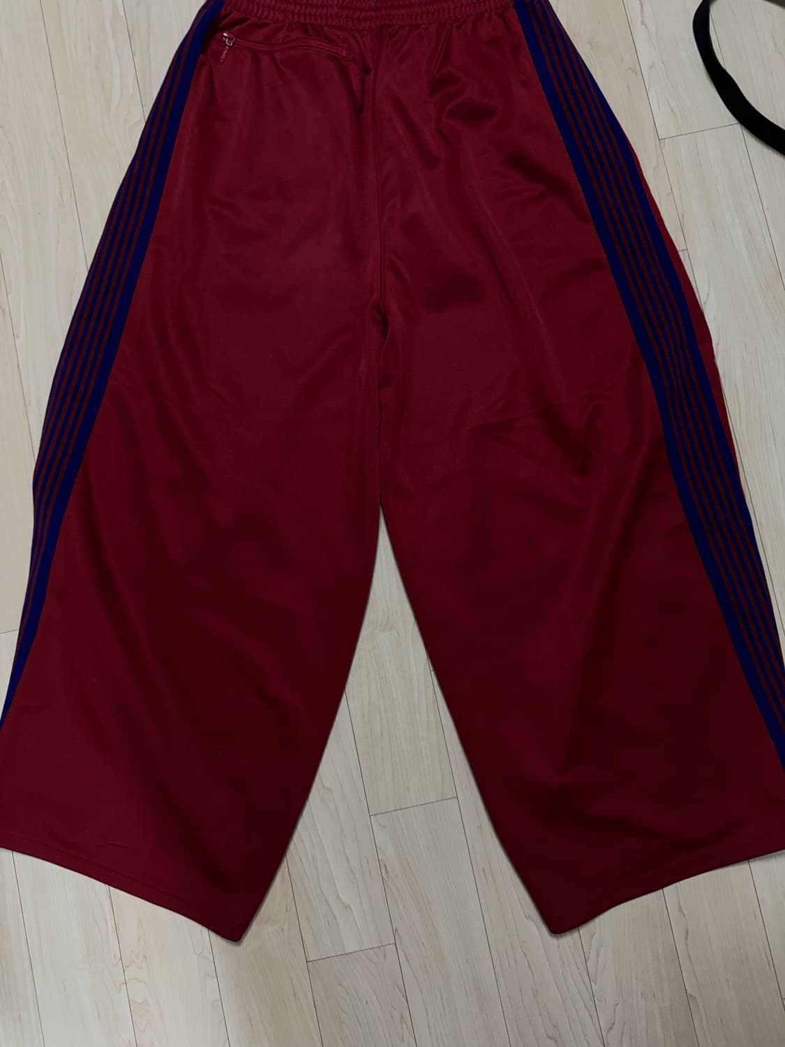 니들스 트랙팬츠 상품이미지5