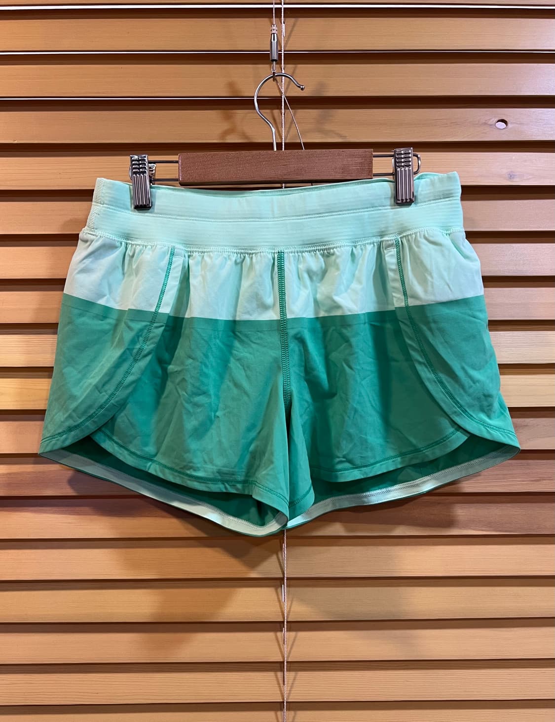 룰루레몬 여성 그린 런닝쇼츠 런닝팬츠 트레이닝바지 상품이미지1