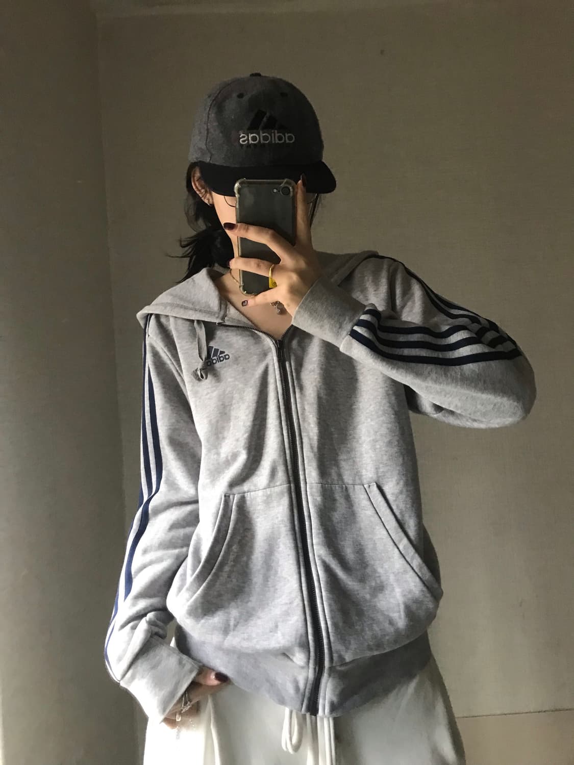 아디다스 그레이 네이비 후드집업 상품이미지1