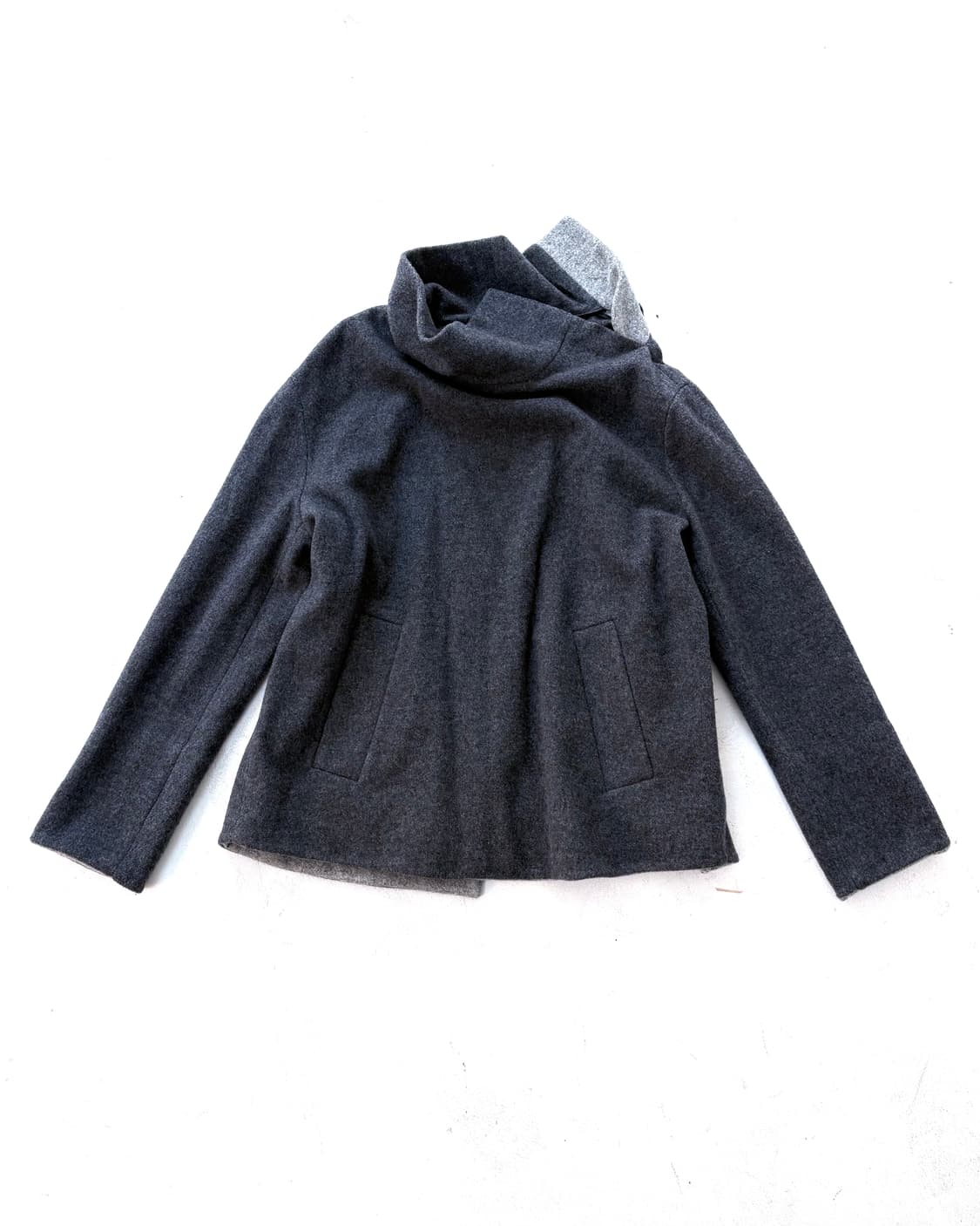 Grey wrap diagonal multi-collar wool top 상품이미지3