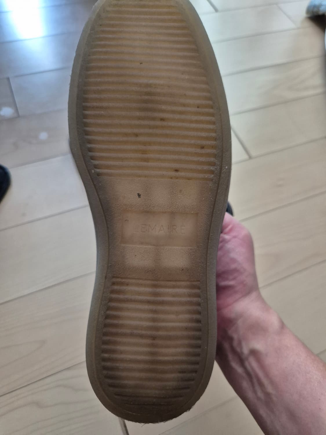 르메르 25ss 리놀륨 스니커즈 42 상품이미지5