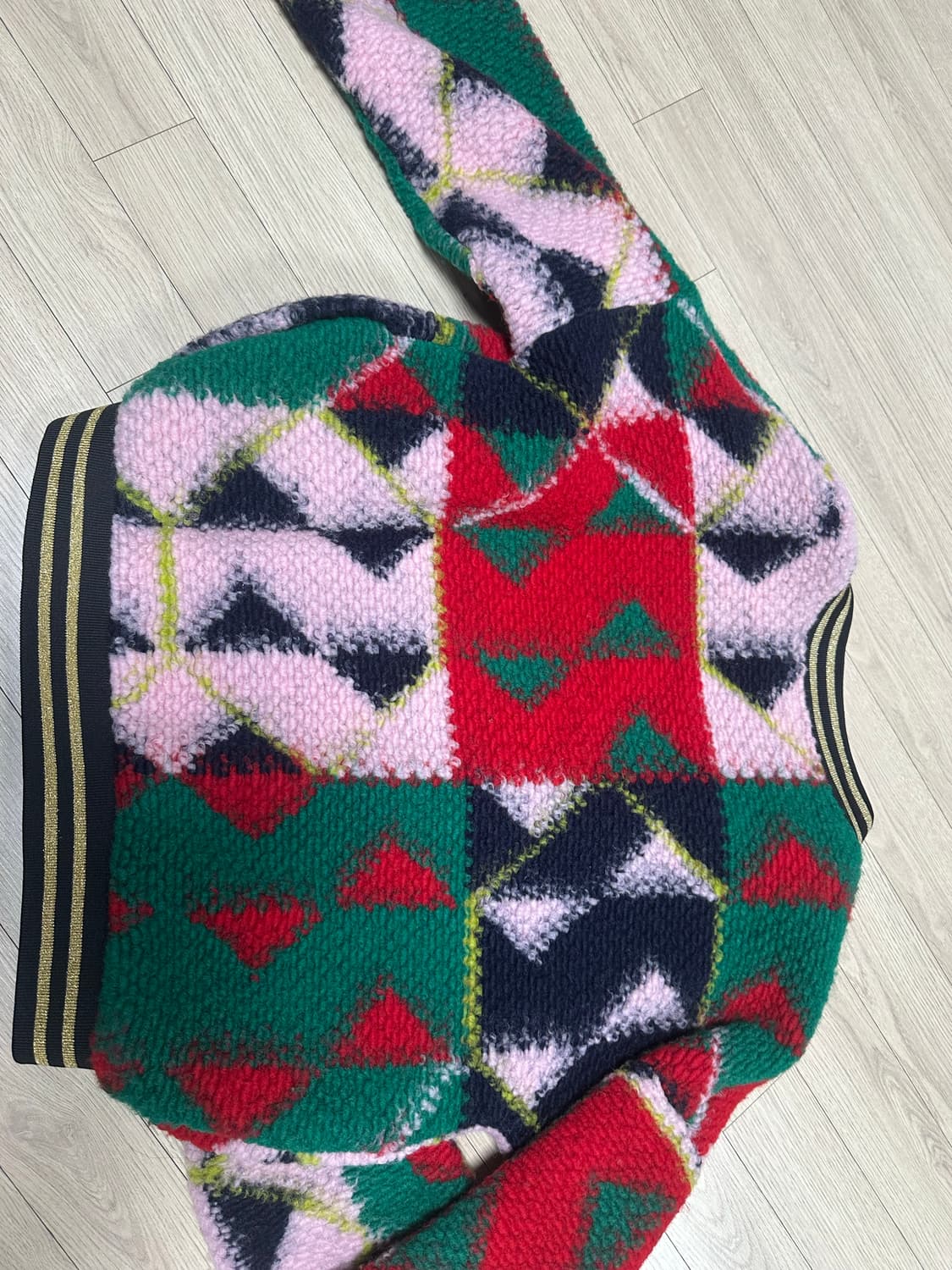 에센셜 앤트워프 봄버자켓 뽀글이  상품이미지5