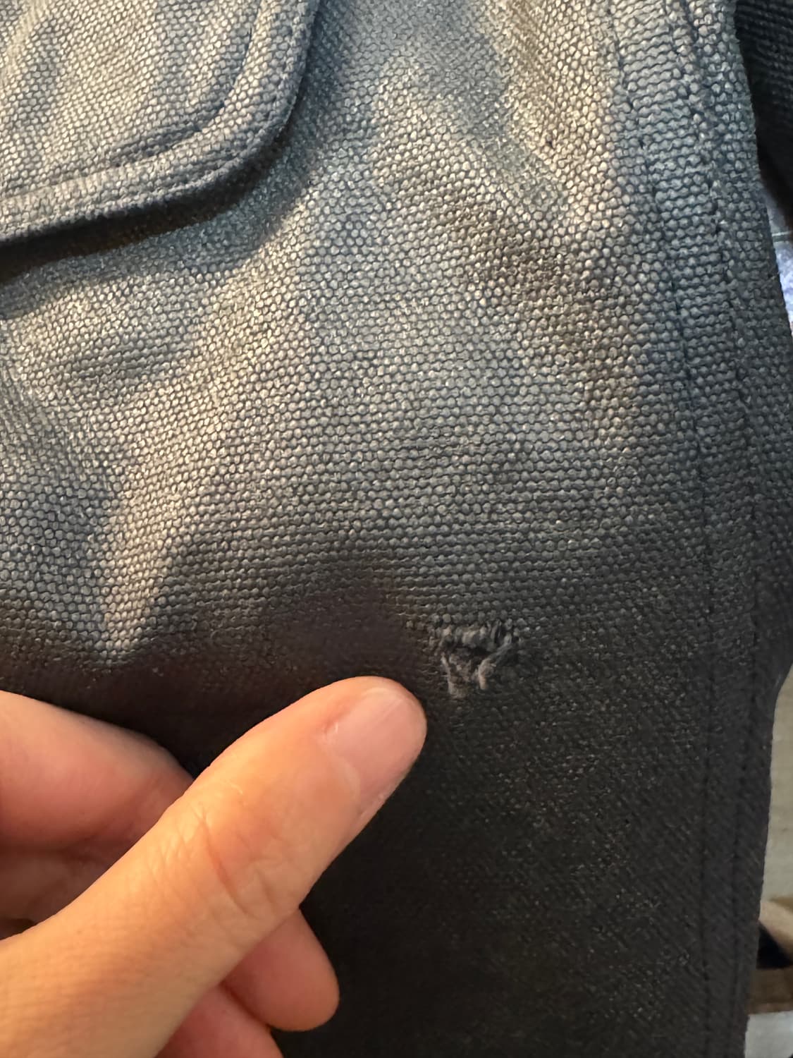 Burberry dark gray puffer jacket 상품이미지10