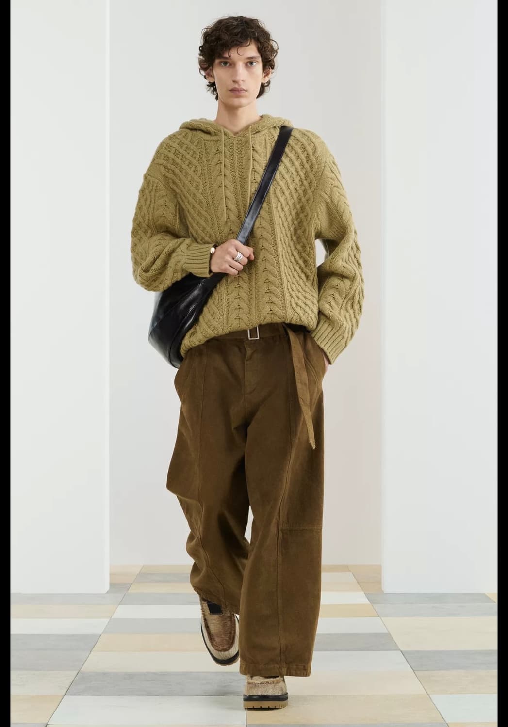 [F] 자라 SRPLS 리얼 레더 크로스백 상품이미지2