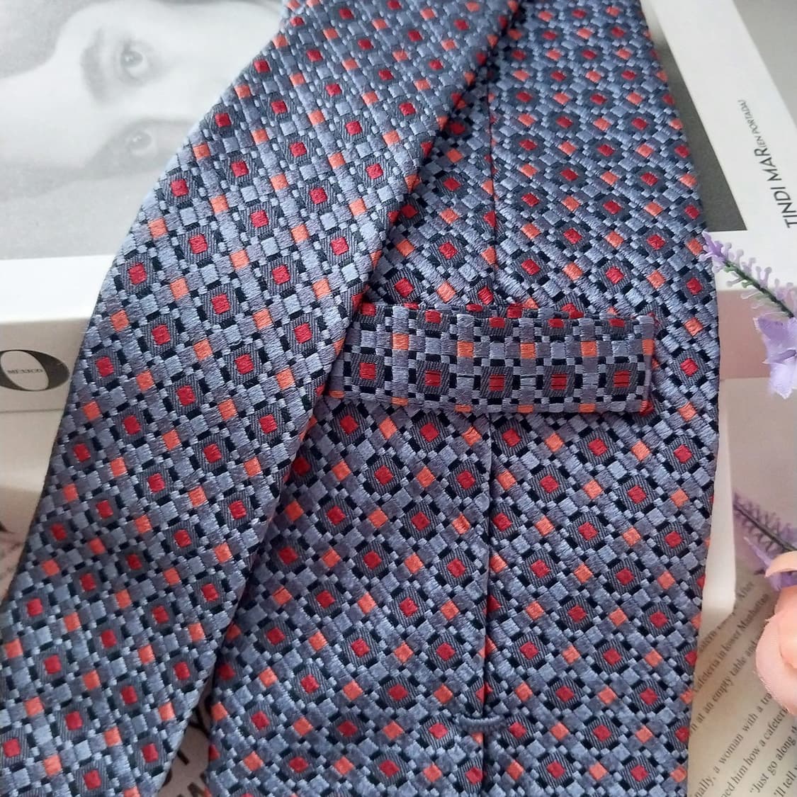 제냐 실크 네이비 자카드 넥타이 9.5cm A+등급 K1186
 상품이미지5