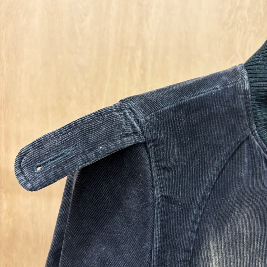 폴스미스 핑크 크롭 집업 자켓 빈티지 워싱 코듀로이 포켓 디테일 흑청 상품이미지8