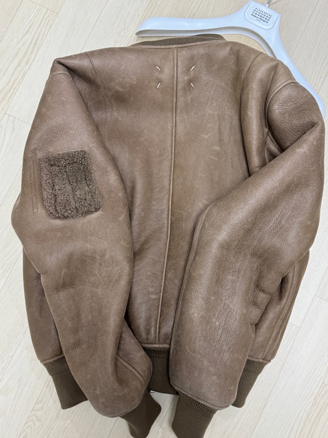 메종마르지엘라 레더 봄버자켓 브라운(유일매물) 상품이미지3