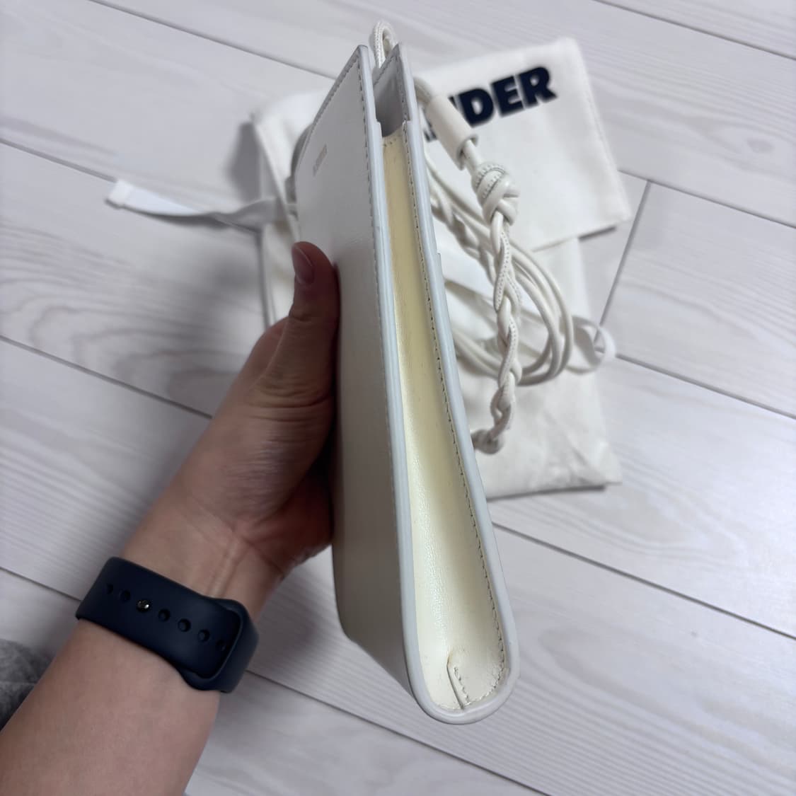 질샌더 탱글 레더 폰 홀더백 아이보리 + 더스트포함 상품이미지5