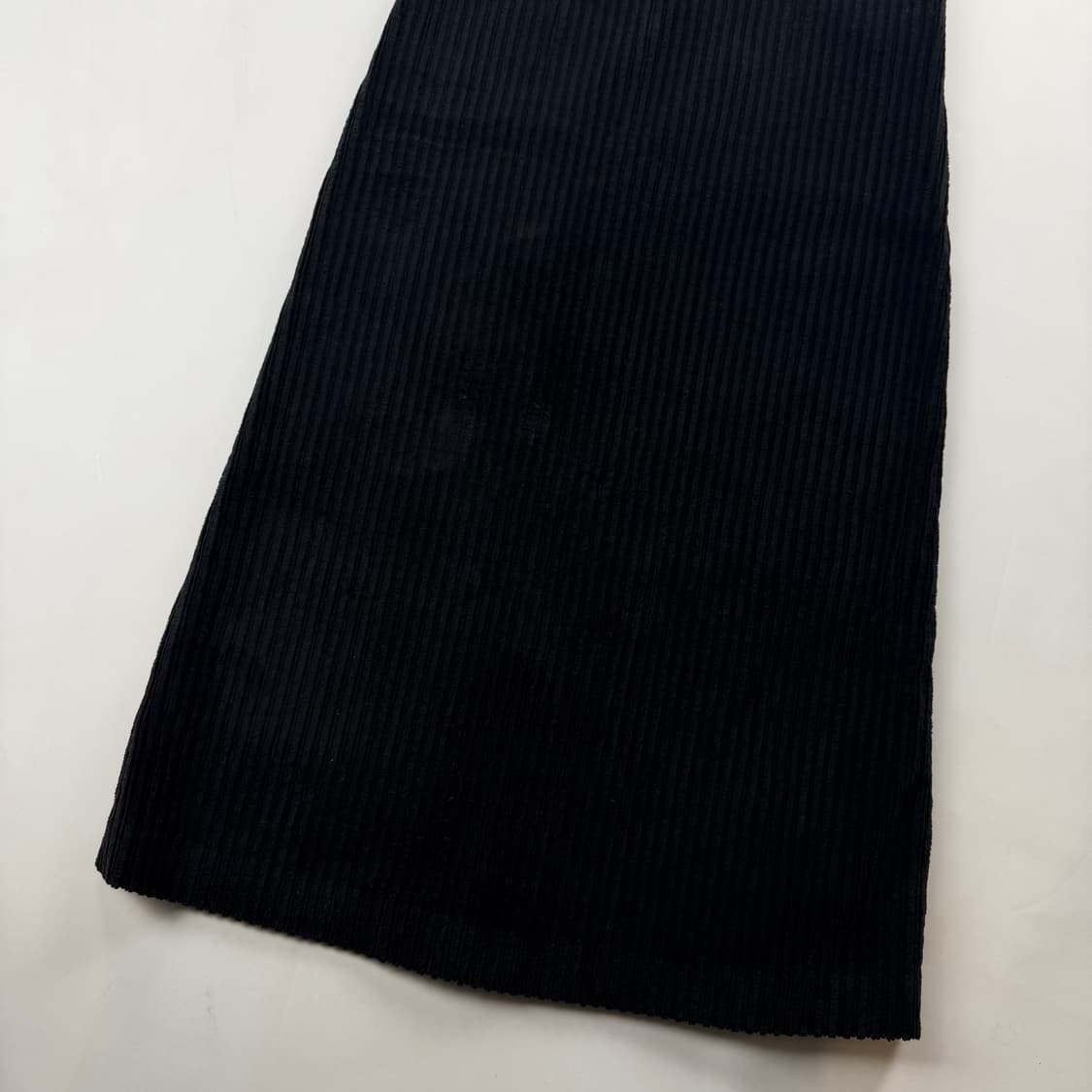 르누이 코듀로이 블랙 원피스 상품이미지4