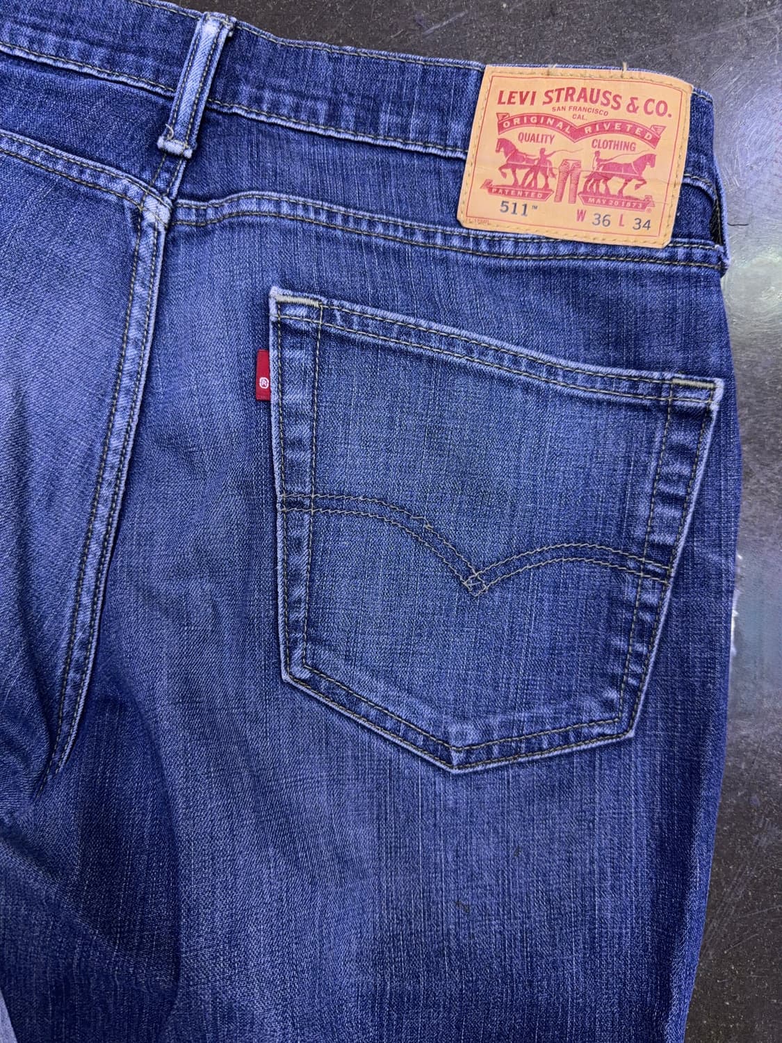 리바이스 511 슬림핏 라인 빈티지 워싱 데님팬츠 36 상품이미지8