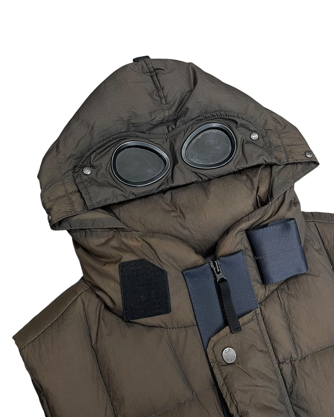 C.P. 컴퍼니 고글 후드 구스다운 베스트 상품이미지7