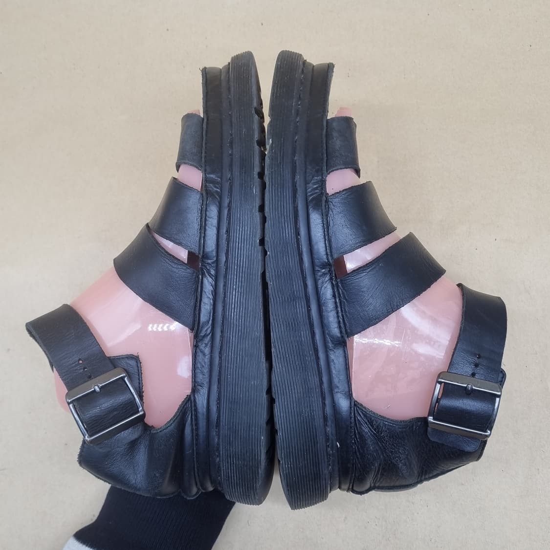 닥터마틴  클라리사 남성샌들 실사이즈 265 상품이미지5