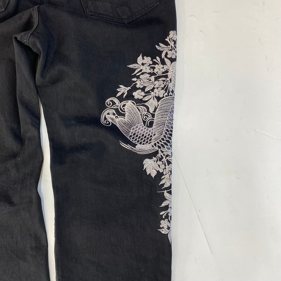 이레즈미 자수 블랙 데님 팬츠 상품이미지6